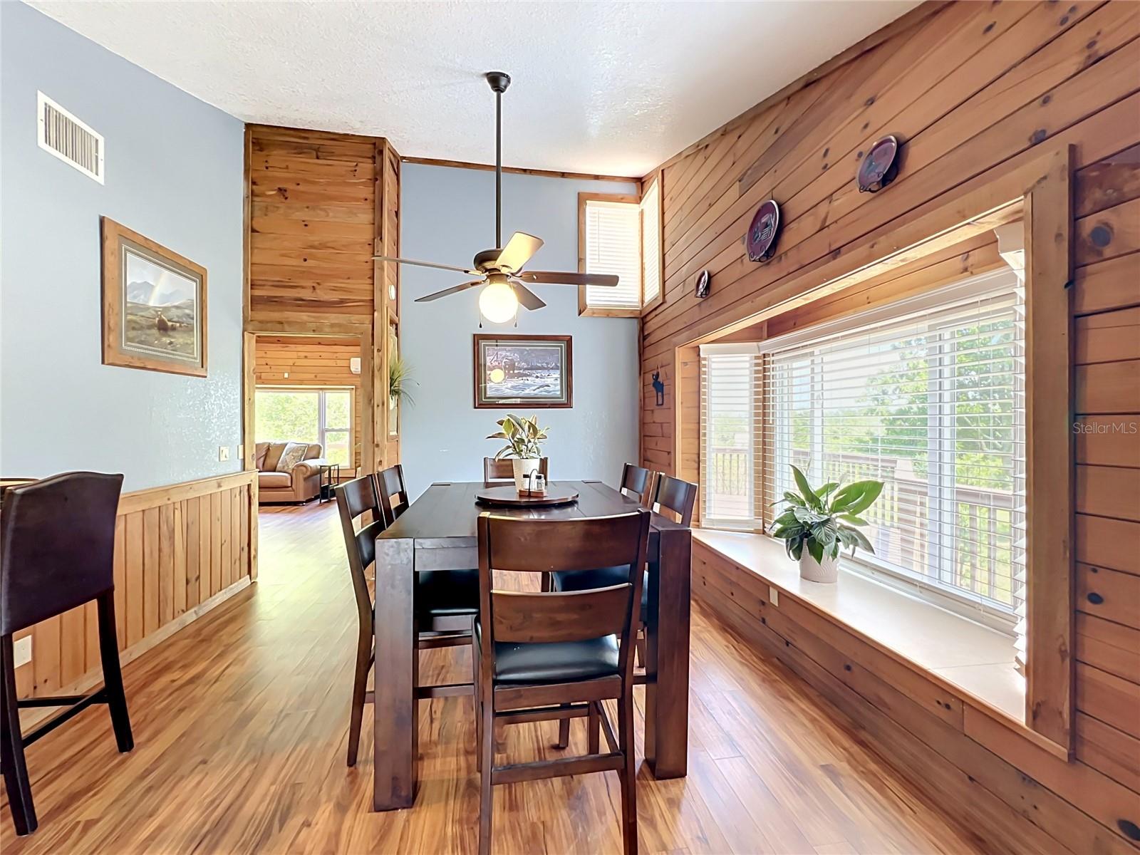 Image 20 of 65 For 1400 Carpenter Road