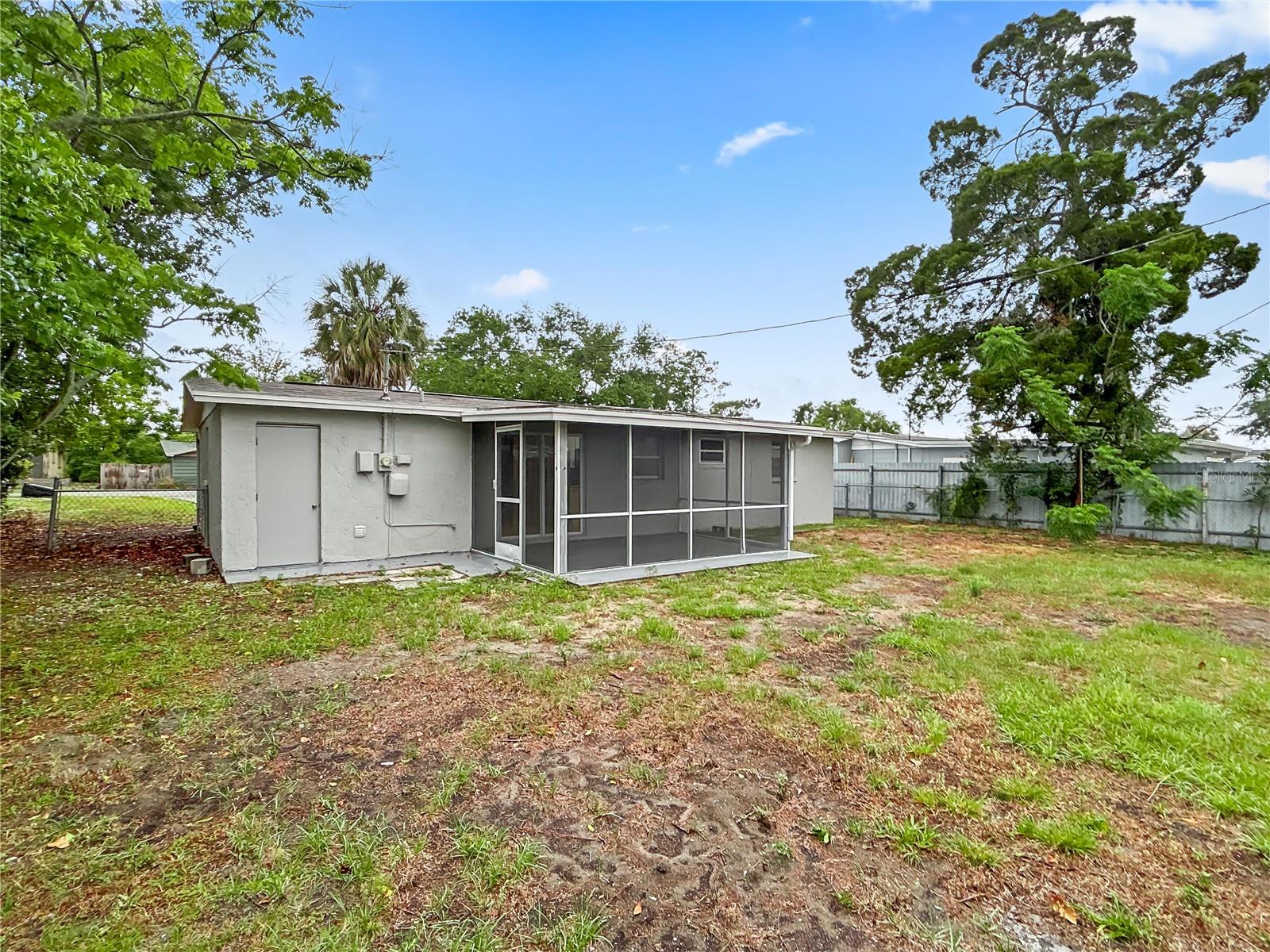 Image 20 of 21 For 1332 Jennings Drive