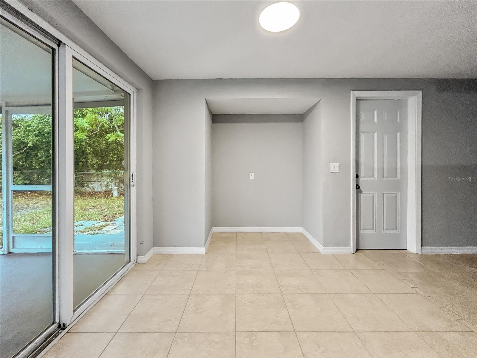 Image 8 of 21 For 1332 Jennings Drive