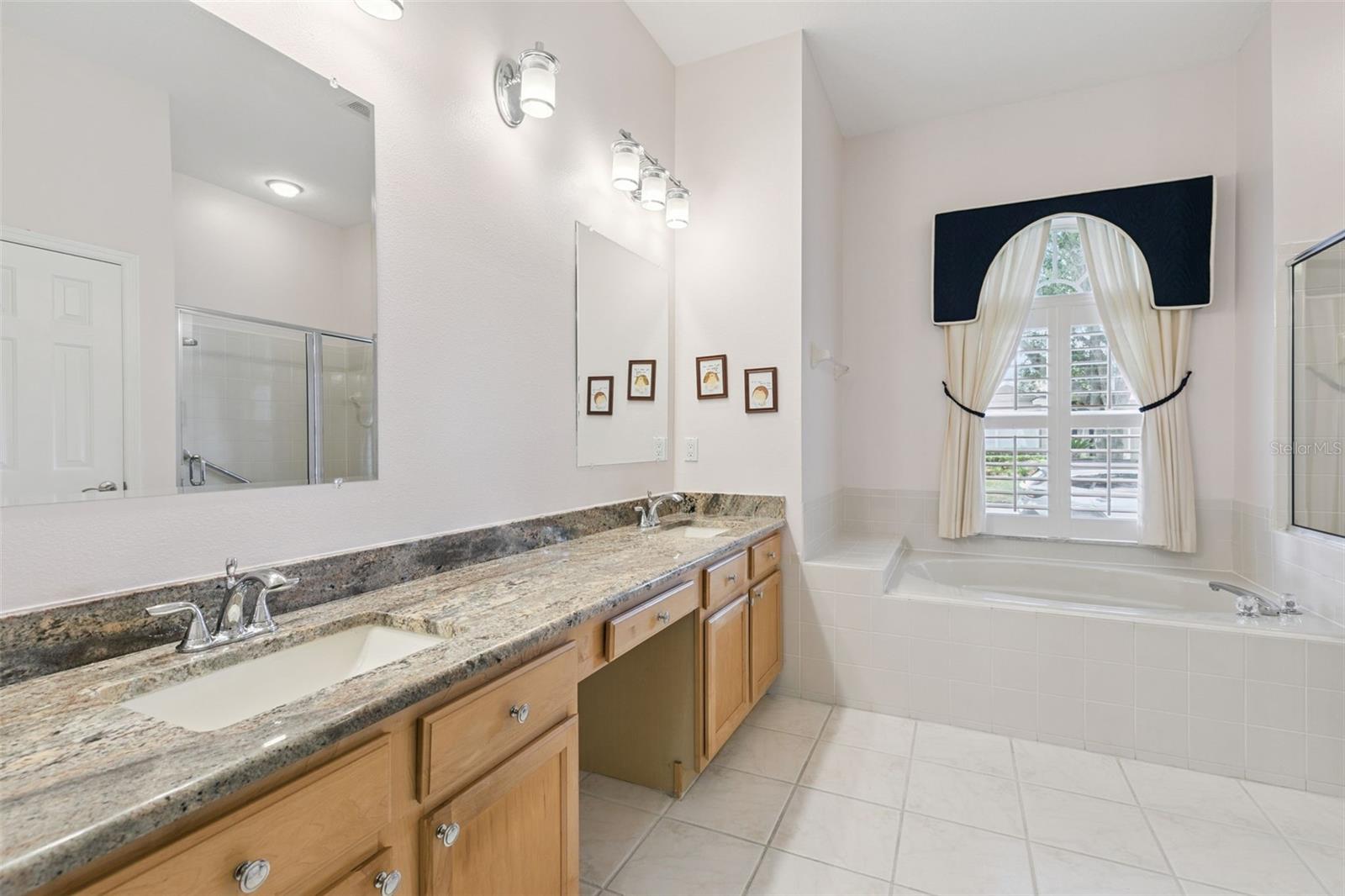Image 26 of 62 For 884 Kersfield Circle