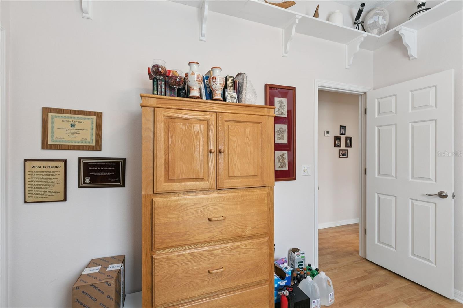 Image 31 of 62 For 884 Kersfield Circle