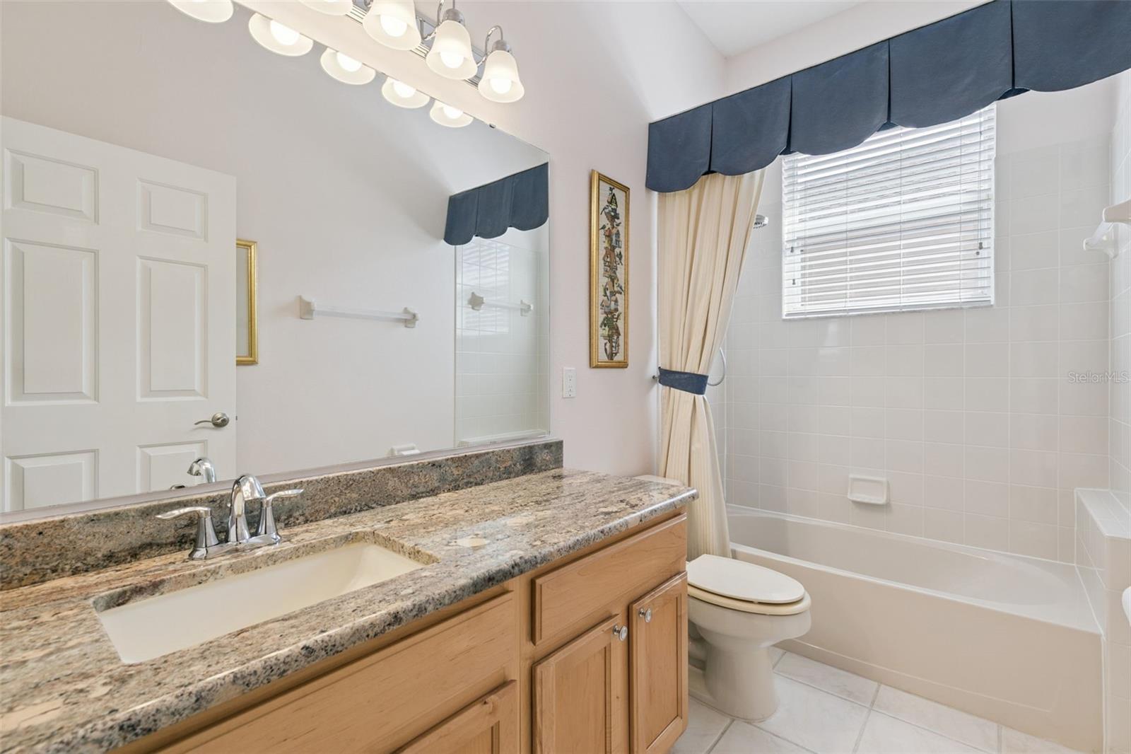 Image 33 of 62 For 884 Kersfield Circle