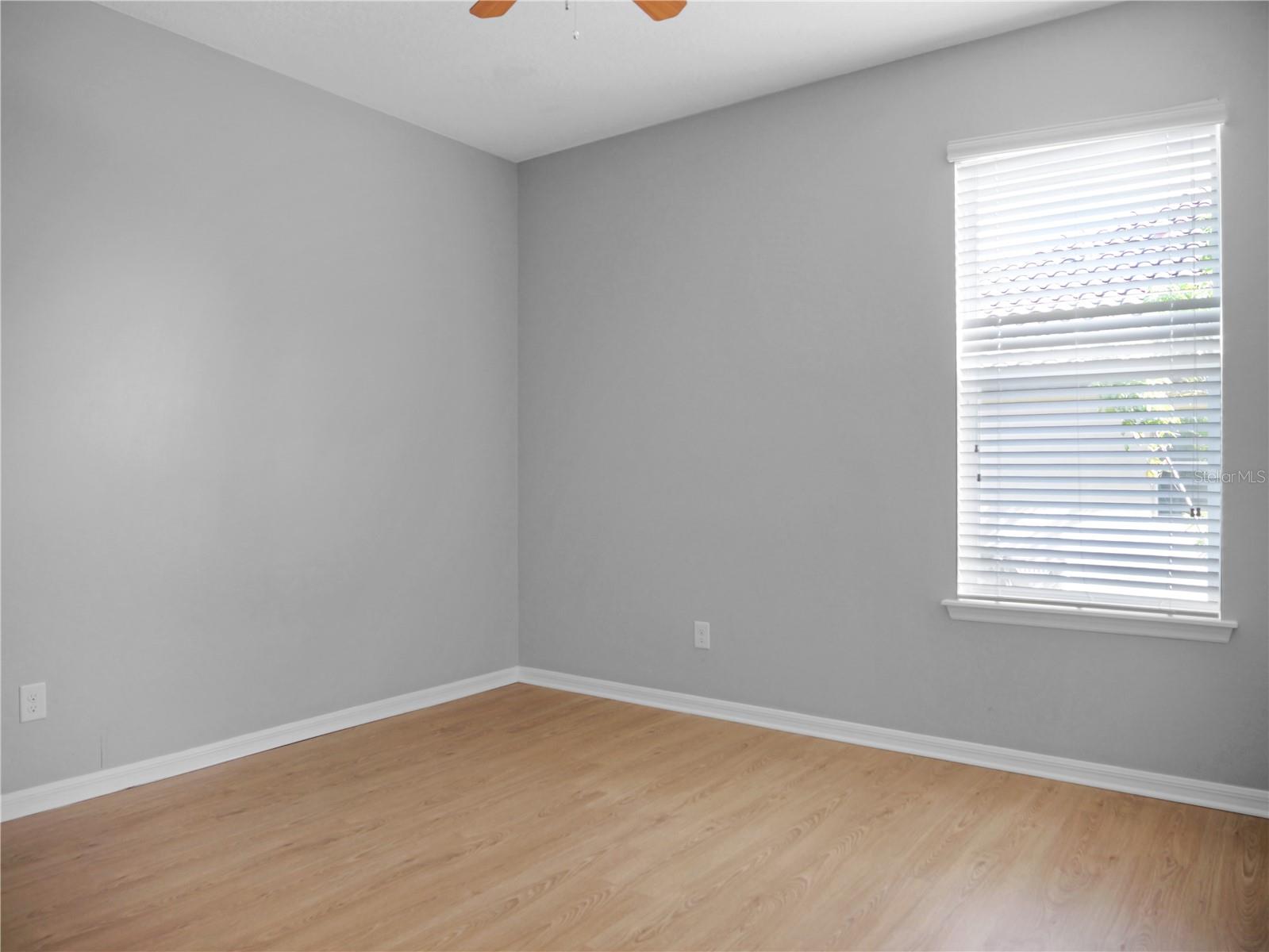 Image 14 of 22 For 15002 Ozzi Street