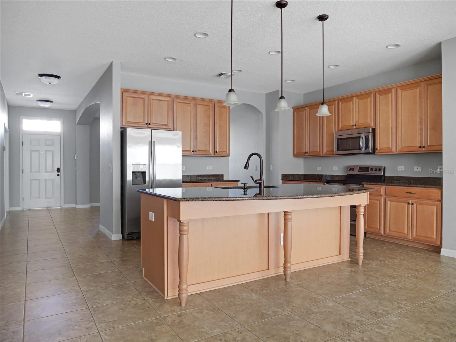 Image 4 of 22 For 15002 Ozzi Street