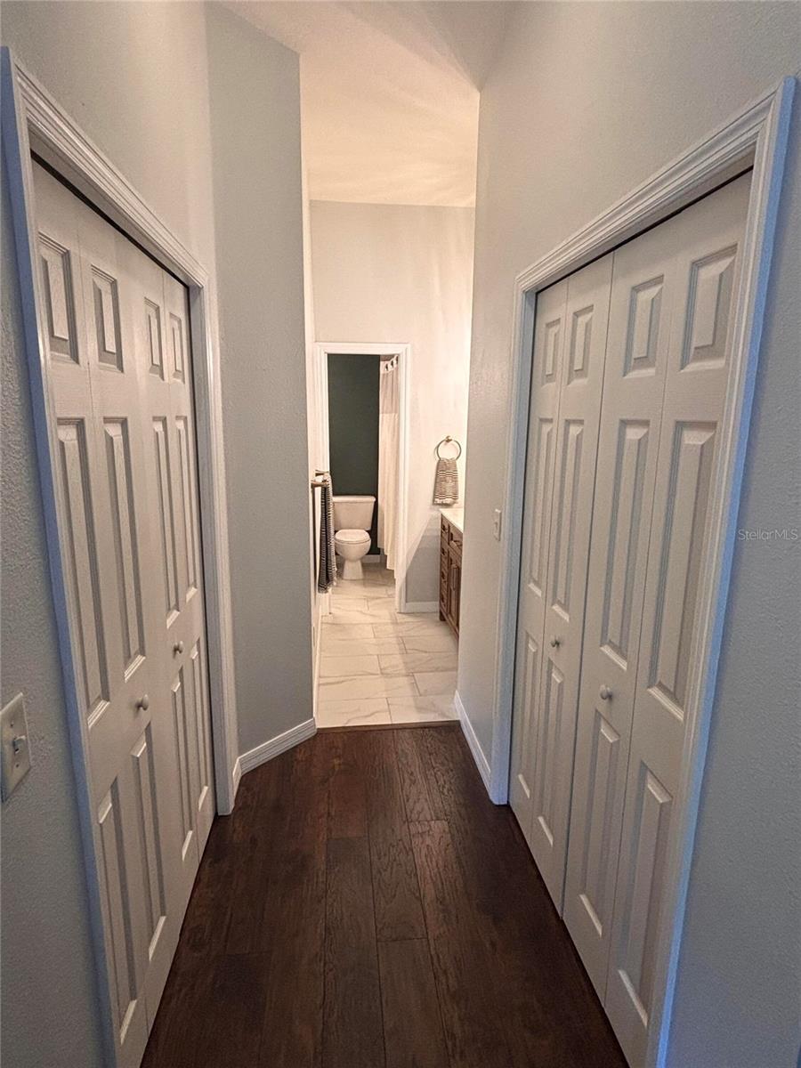Image 21 of 42 For 18842 Duquesne Drive