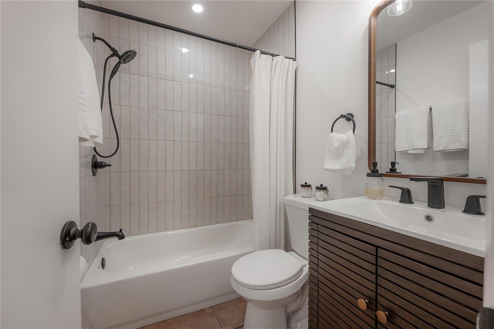 Image 31 of 52 For 5333 53rd Street N