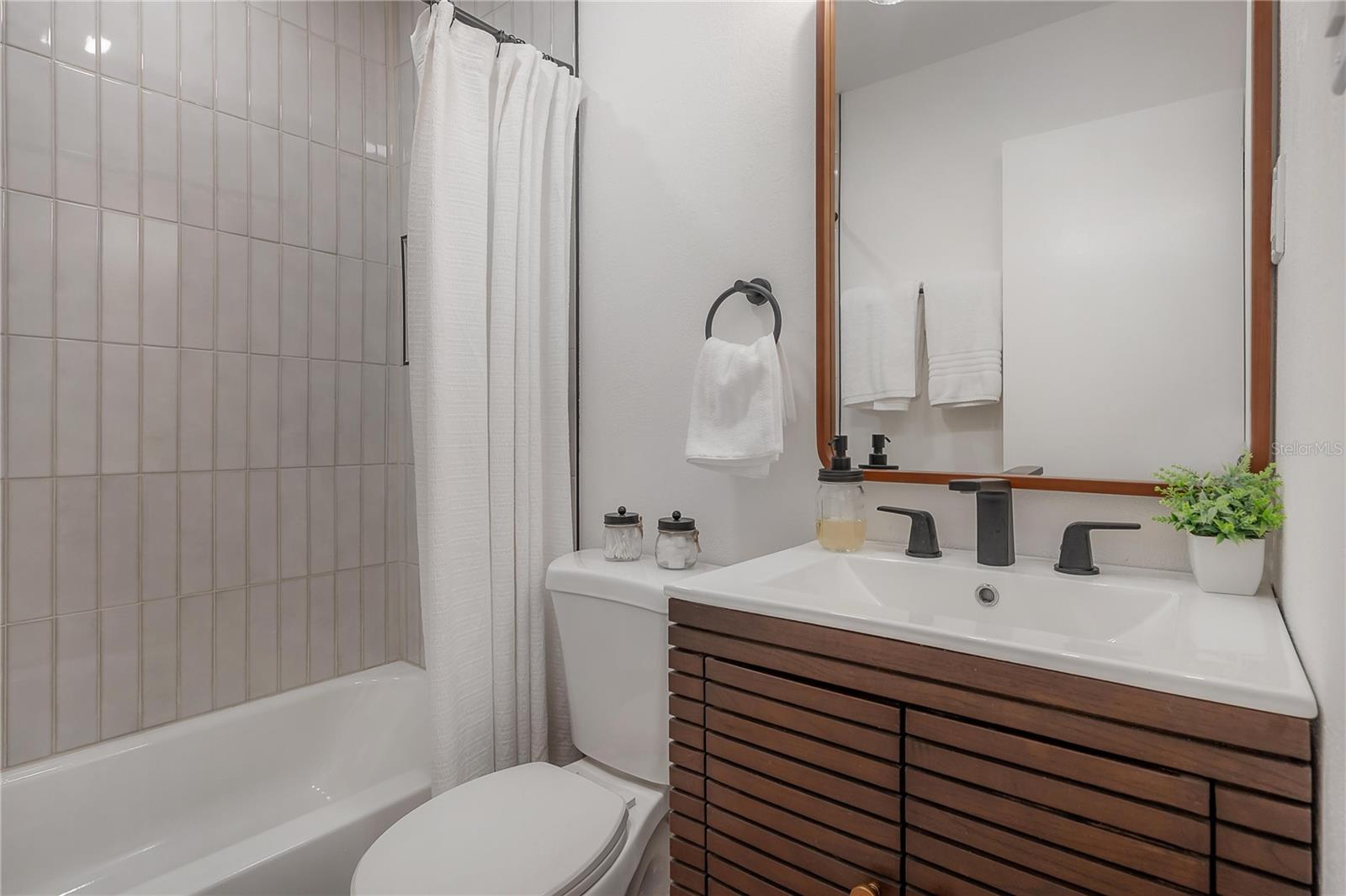 Image 32 of 52 For 5333 53rd Street N