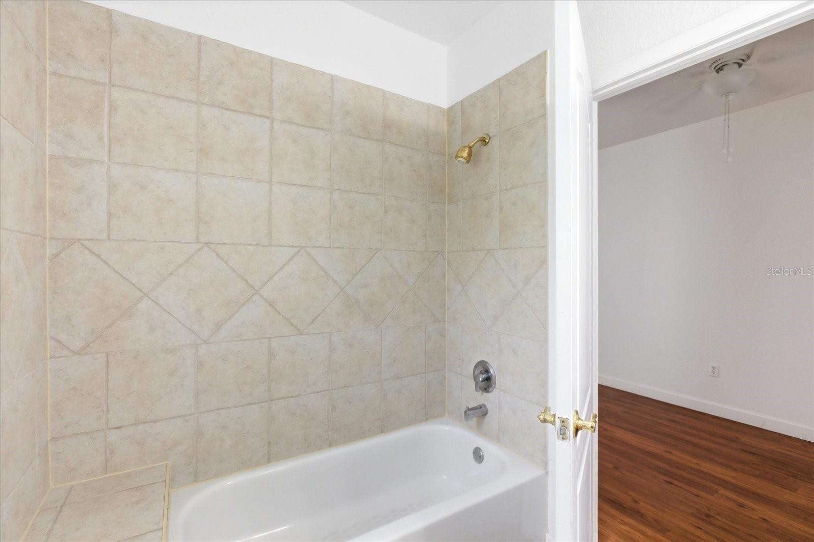 Image 17 of 26 For 3310 Harrison Avenue  1