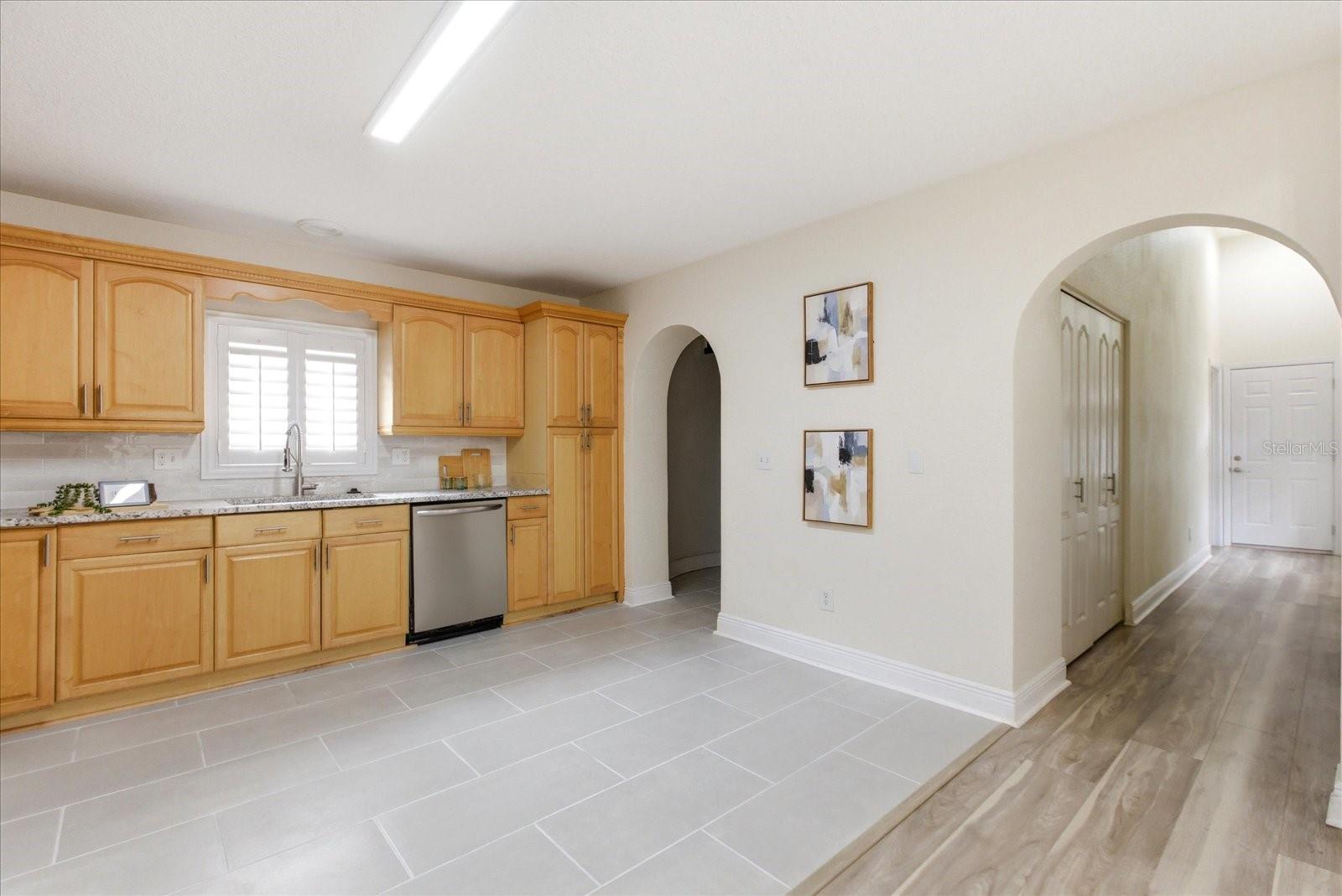 Image 8 of 26 For 3310 Harrison Avenue  1