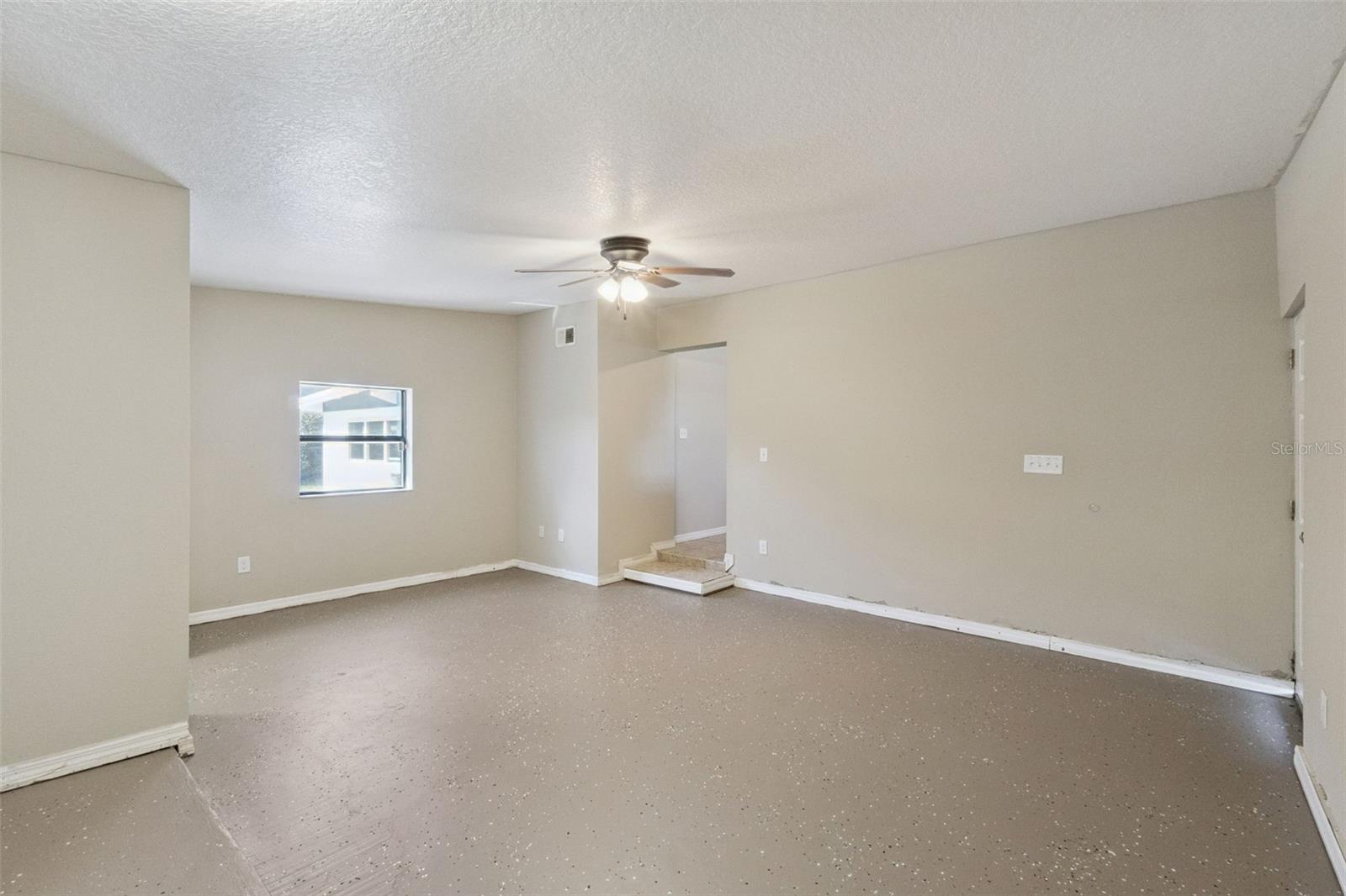 Image 16 of 26 For 6304 Yellowstone Street