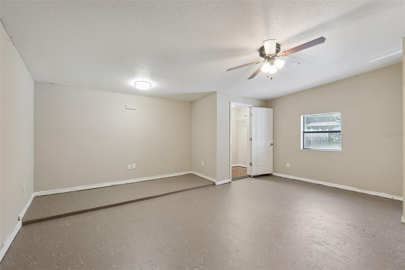 Image 18 of 26 For 6304 Yellowstone Street