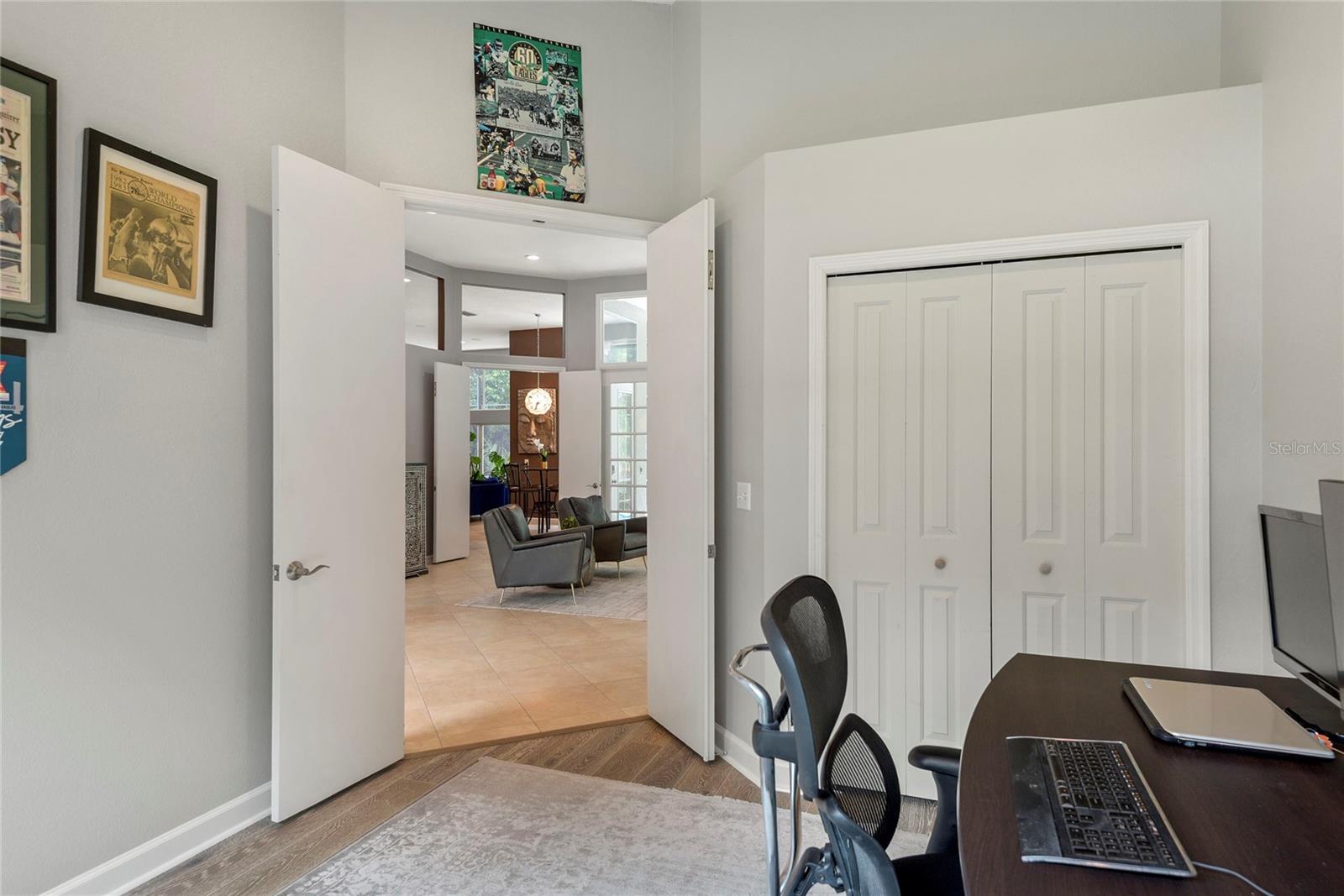 Image 22 of 43 For 628 Longmeadow Circle