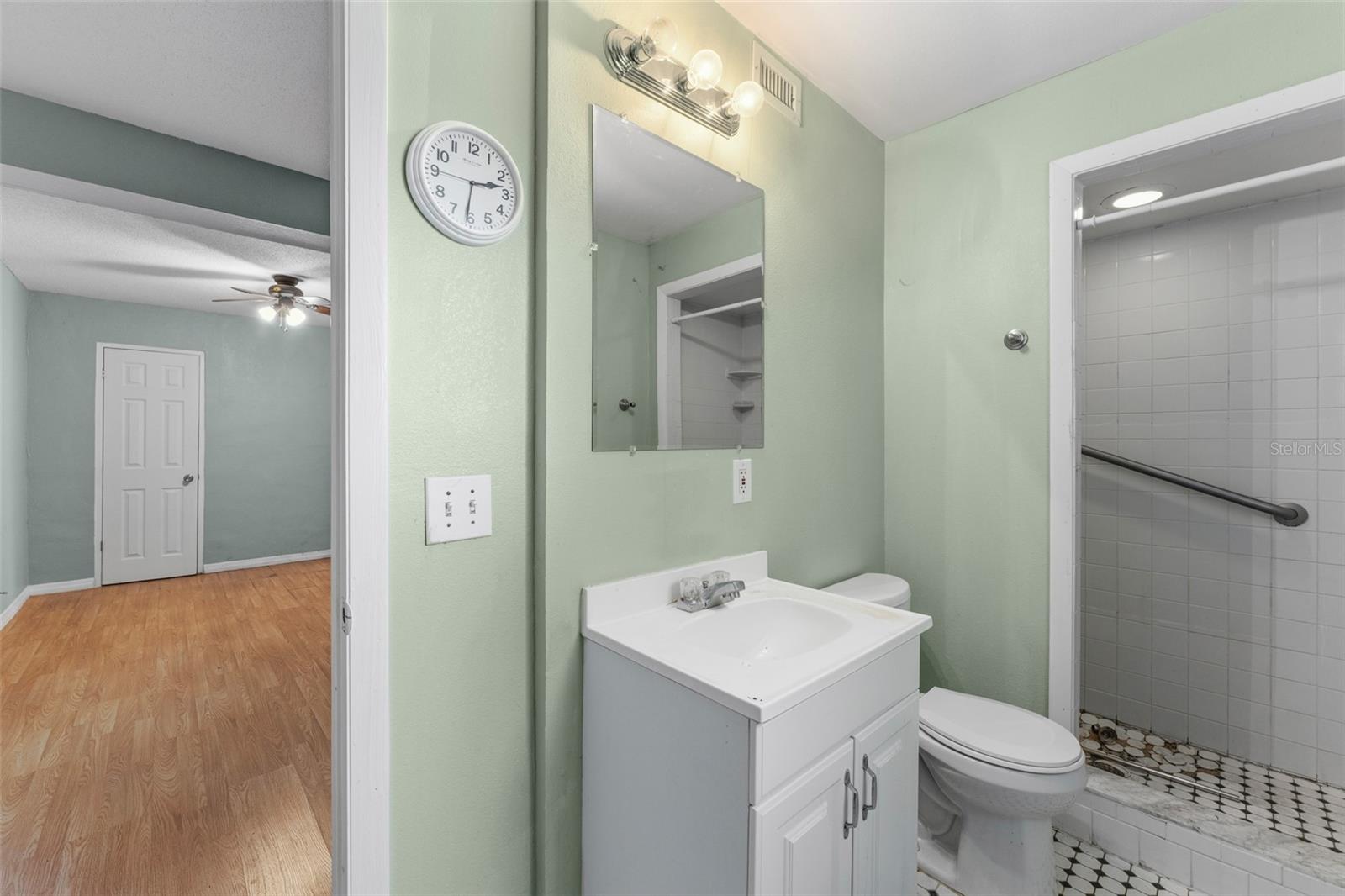Image 12 of 36 For 721 Dunbar Street