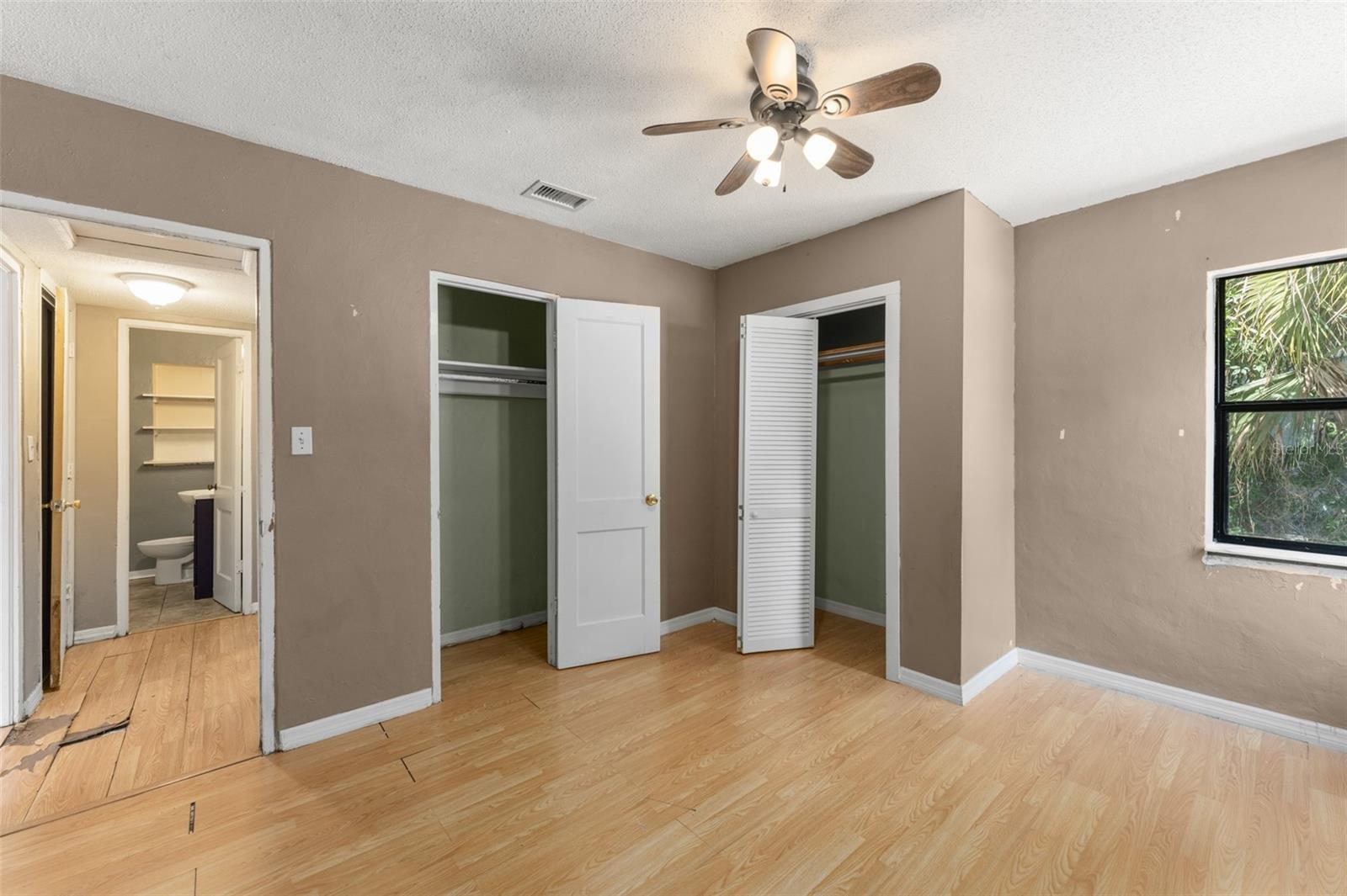 Image 14 of 36 For 721 Dunbar Street