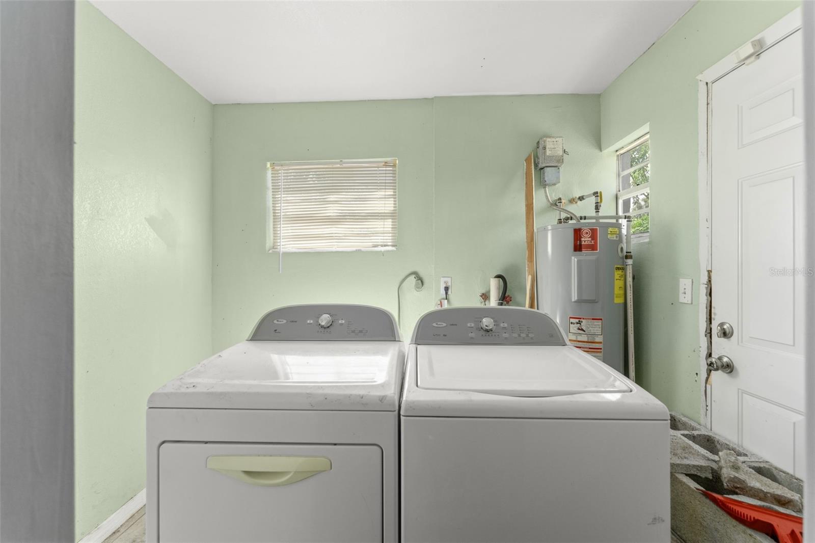 Image 17 of 36 For 721 Dunbar Street