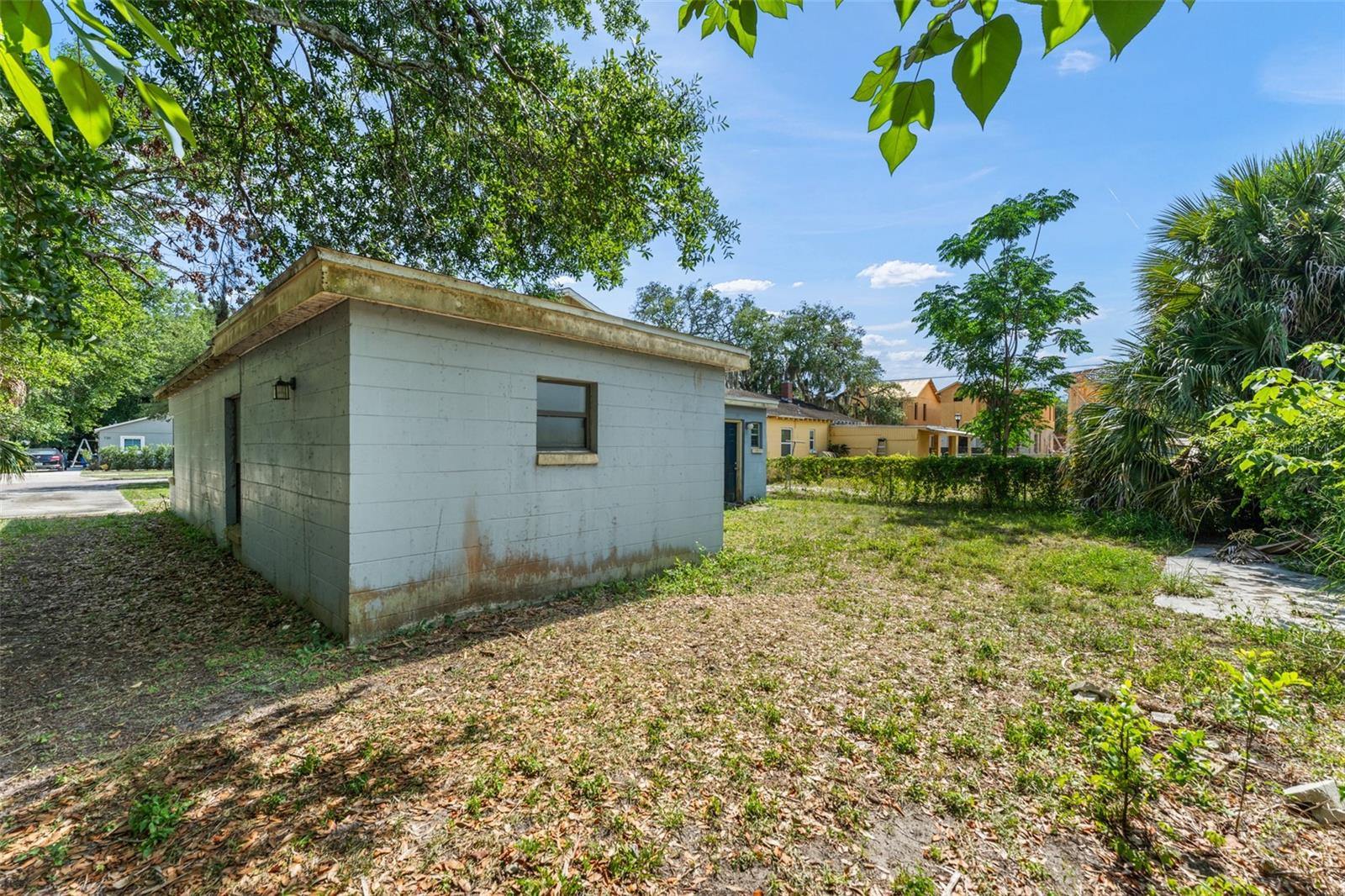 Image 20 of 36 For 721 Dunbar Street