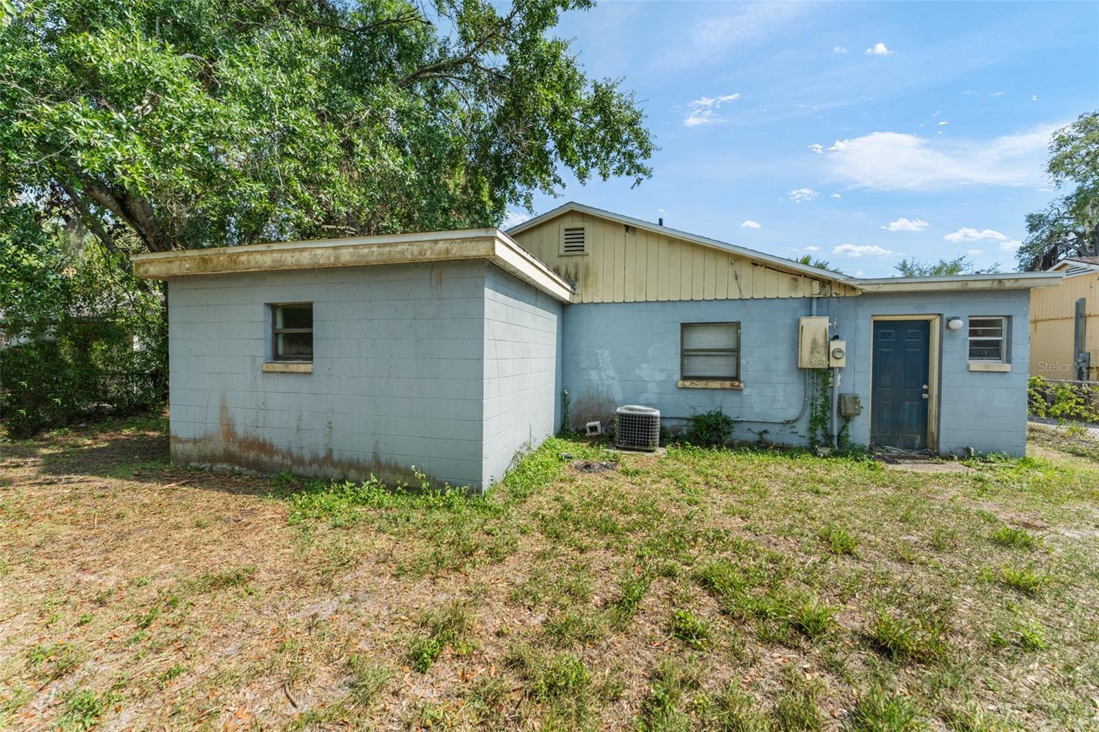 Image 21 of 36 For 721 Dunbar Street