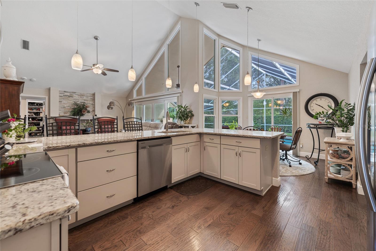 Image 13 of 42 For 804 Eagle Claw Court