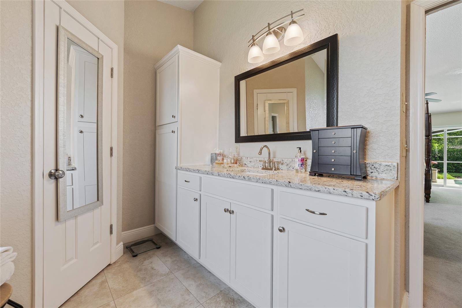 Image 22 of 42 For 804 Eagle Claw Court