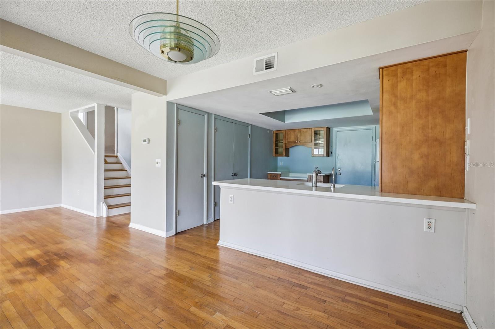 Image 11 of 43 For 5950 Peregrine Avenue 22f