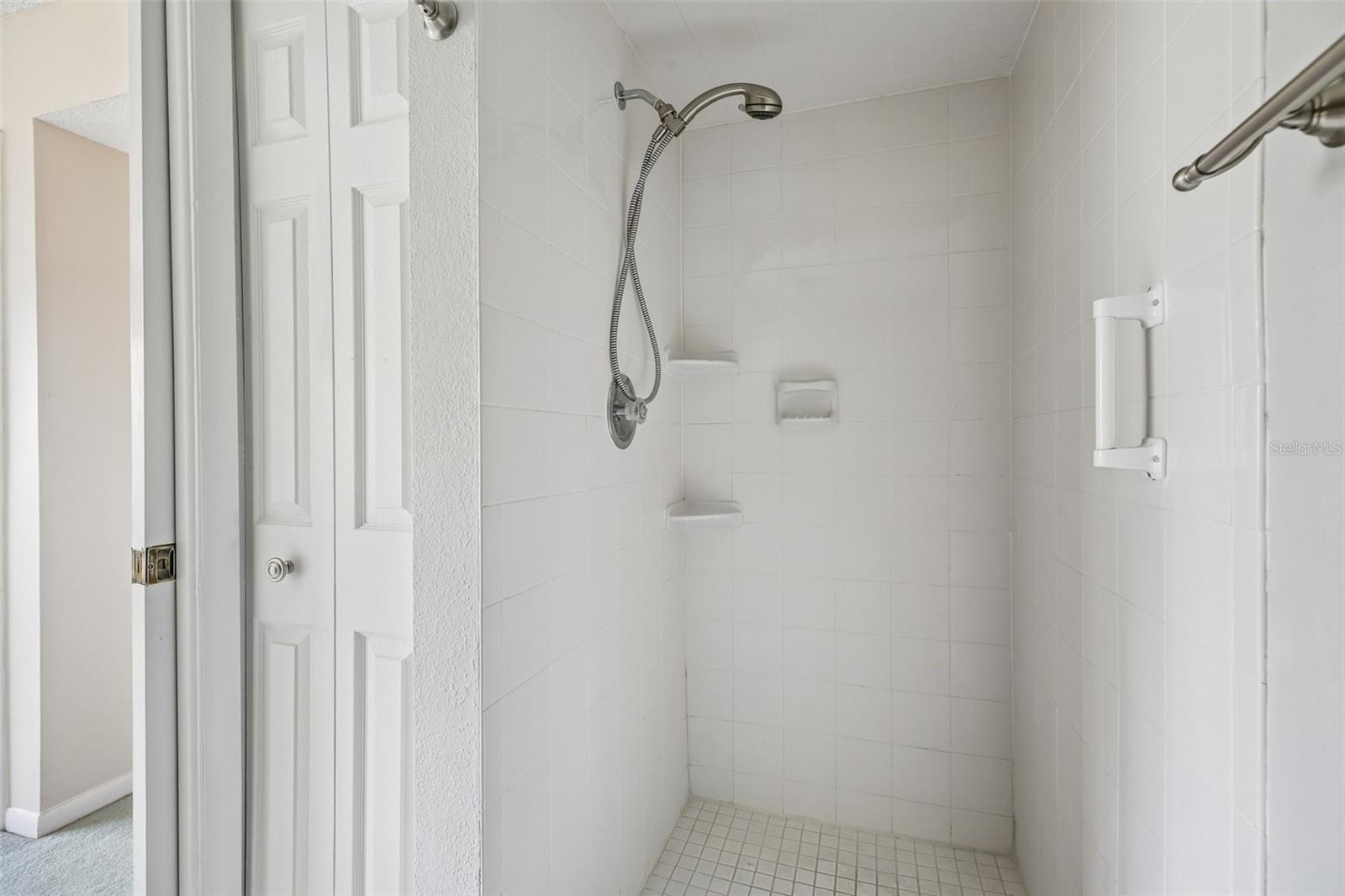 Image 18 of 43 For 5950 Peregrine Avenue 22f