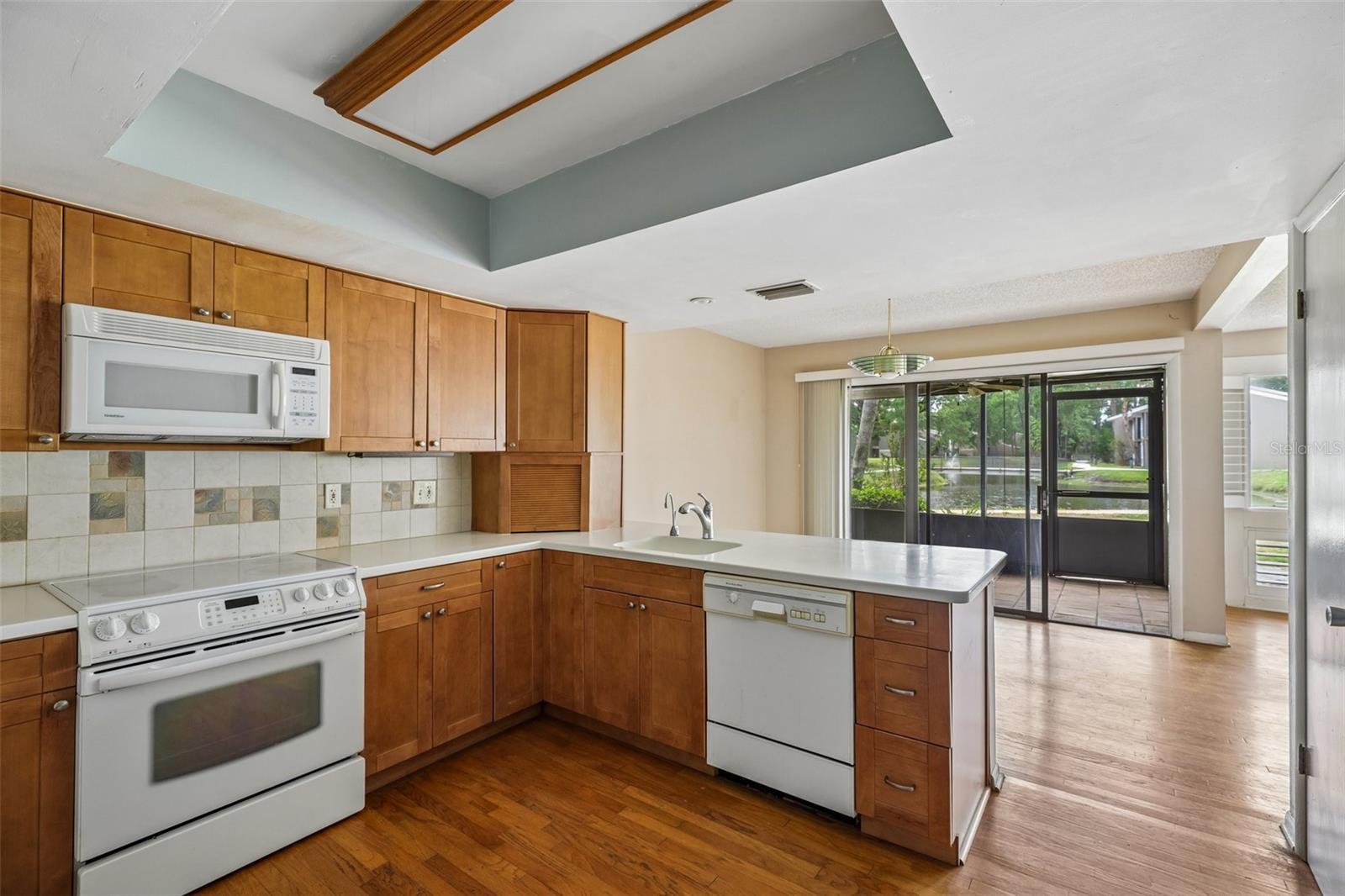Image 8 of 43 For 5950 Peregrine Avenue 22f