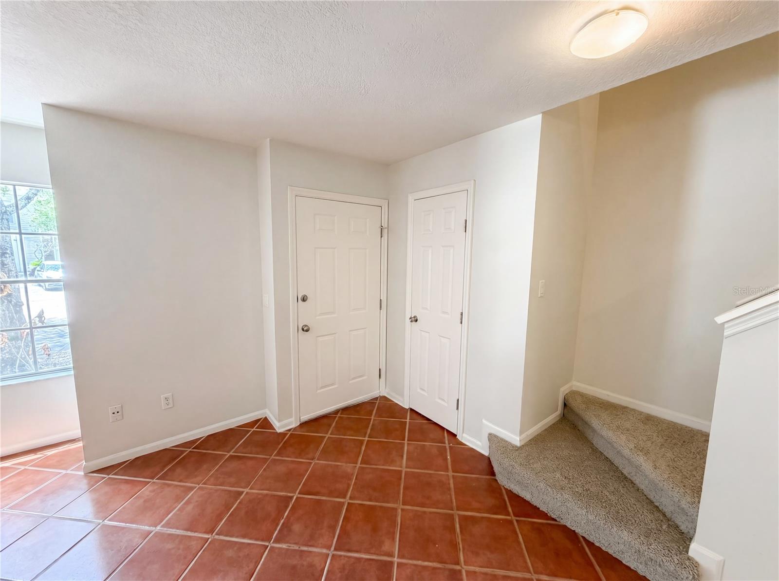 Image 17 of 25 For 510 Green Spring Circle