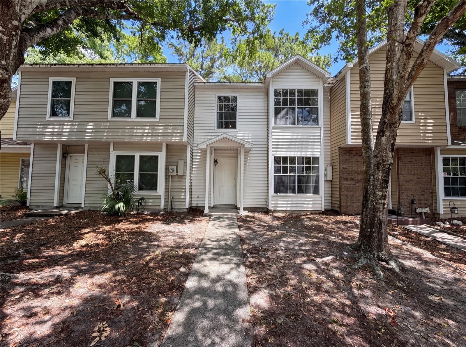 Image 21 of 25 For 510 Green Spring Circle
