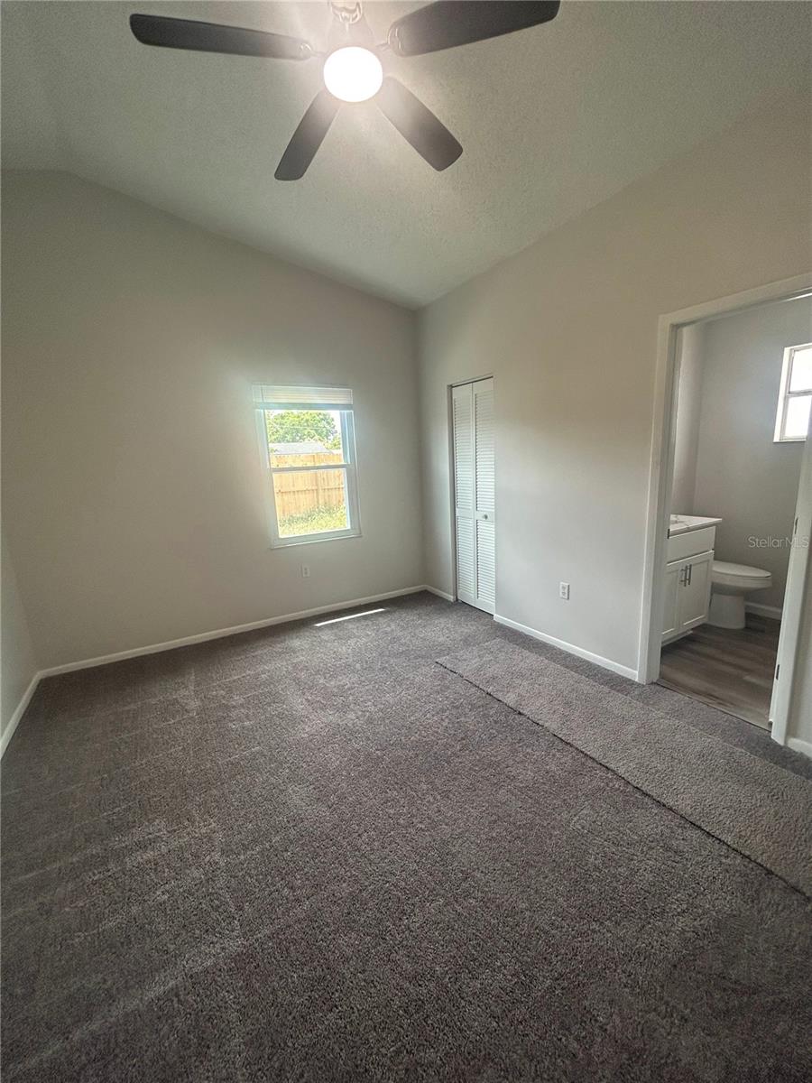 Image 16 of 18 For 5224 Florida Holly Drive