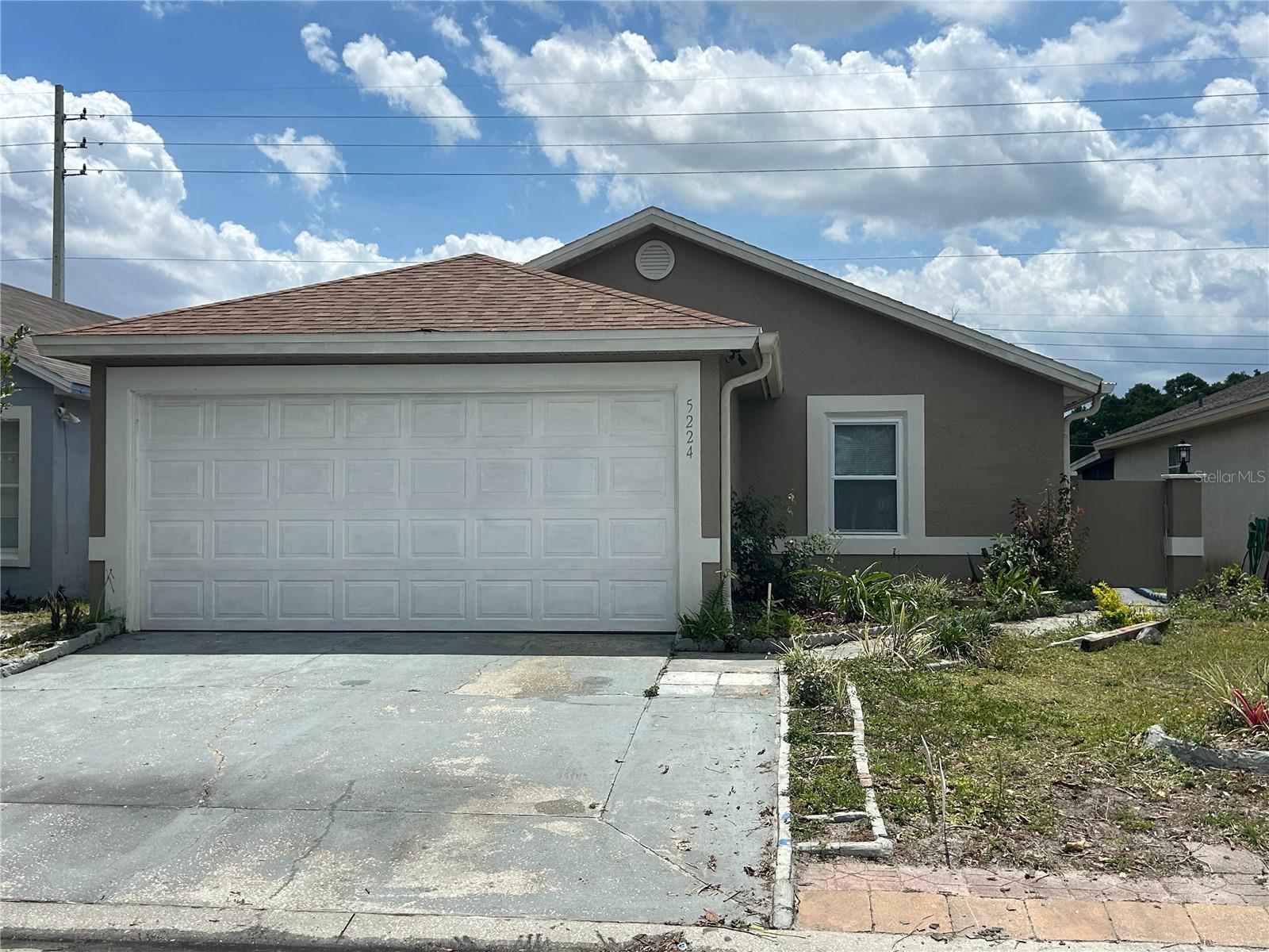 Image 2 of 18 For 5224 Florida Holly Drive