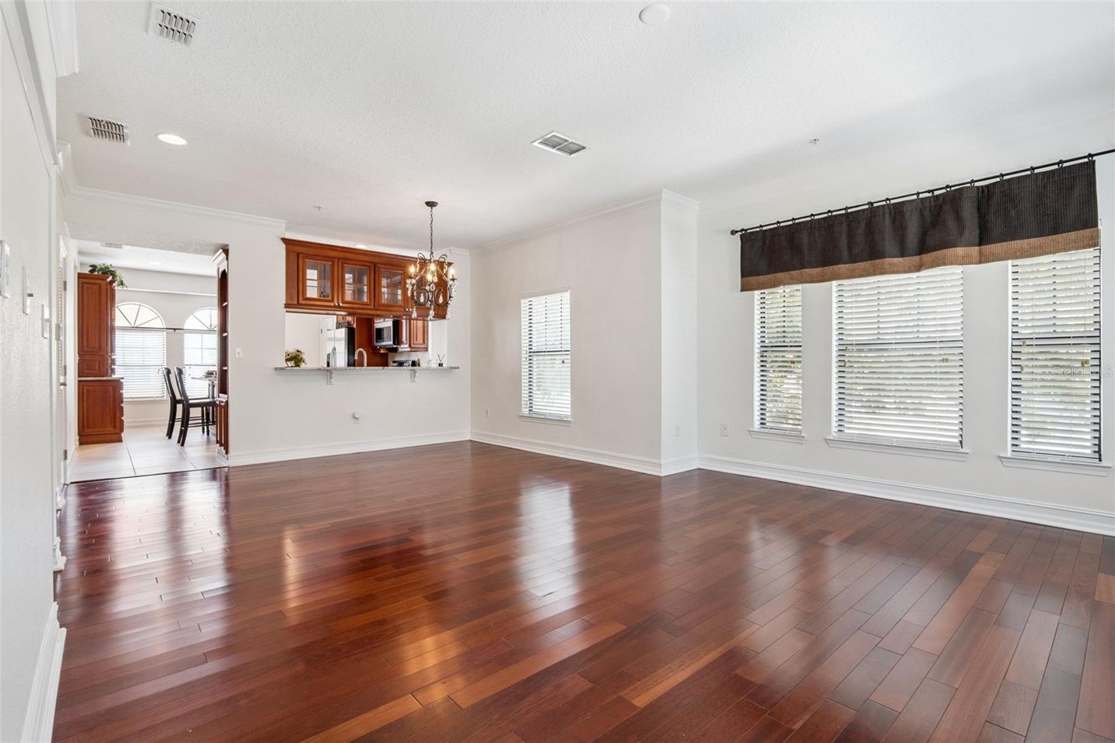 Image 21 of 56 For 4336 Messina Drive