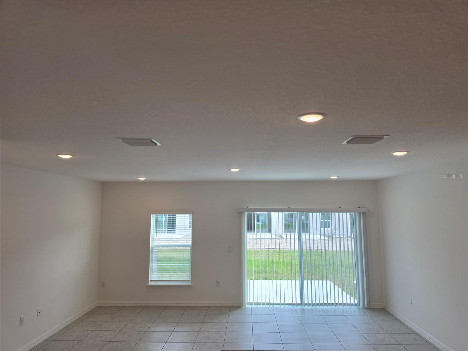 Image 9 of 55 For 3600 Summit View Way