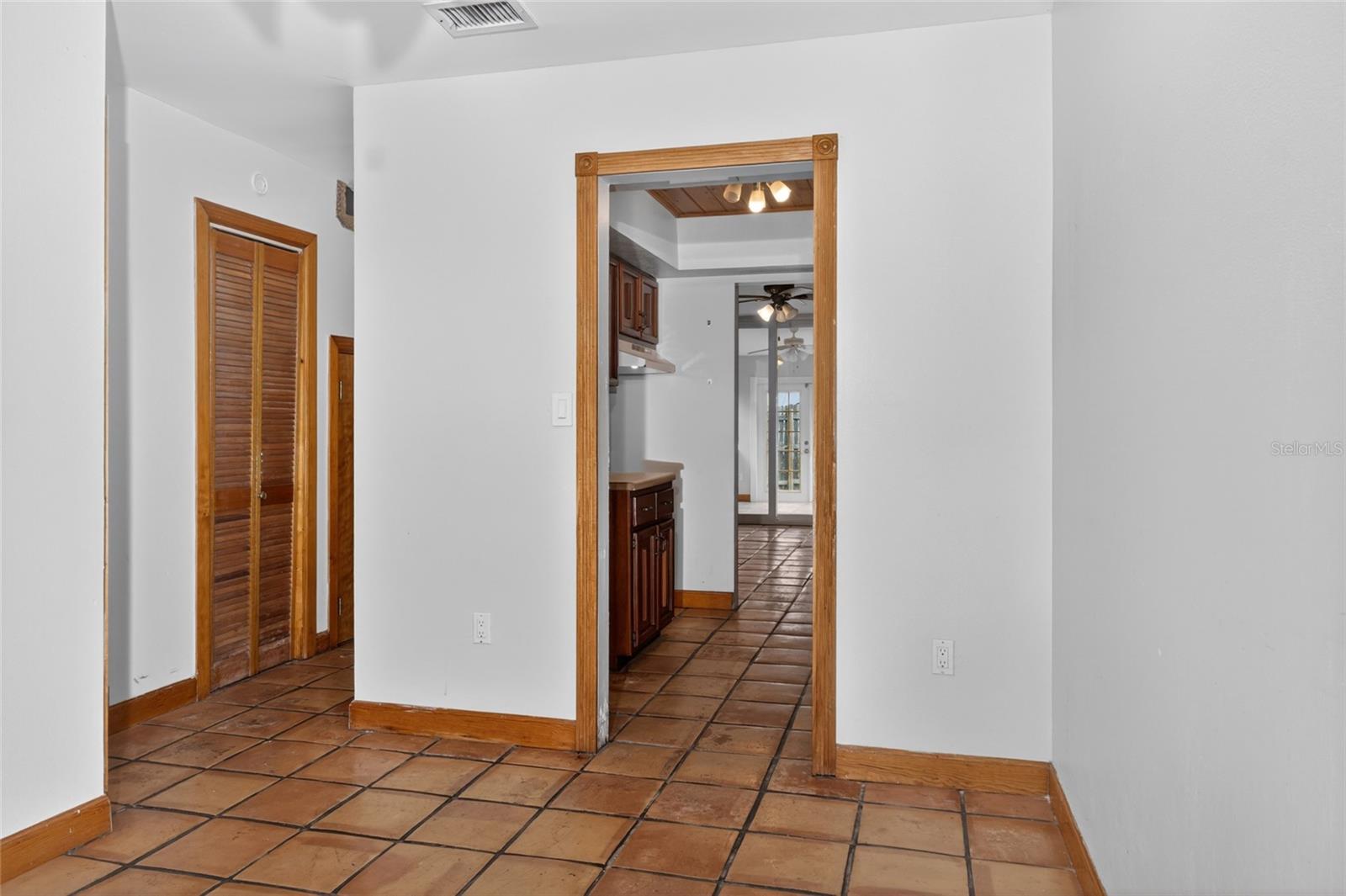Image 12 of 24 For 3915 Mount Sterling Avenue