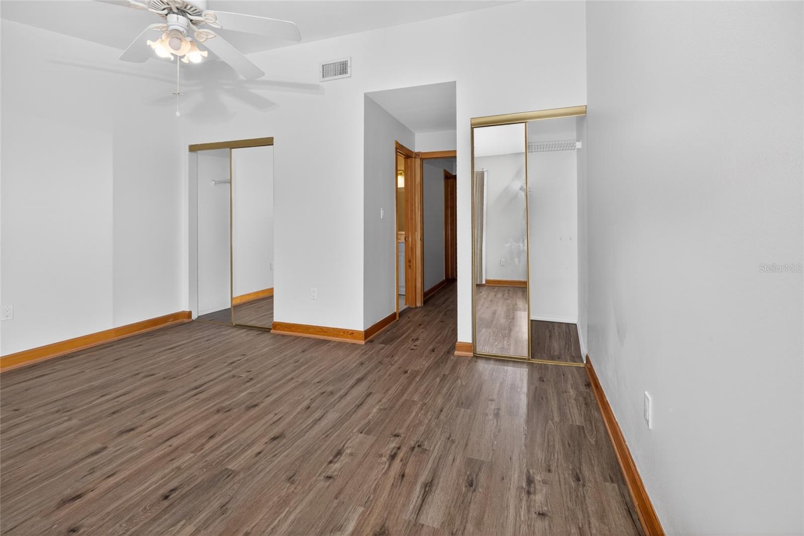 Image 18 of 24 For 3915 Mount Sterling Avenue