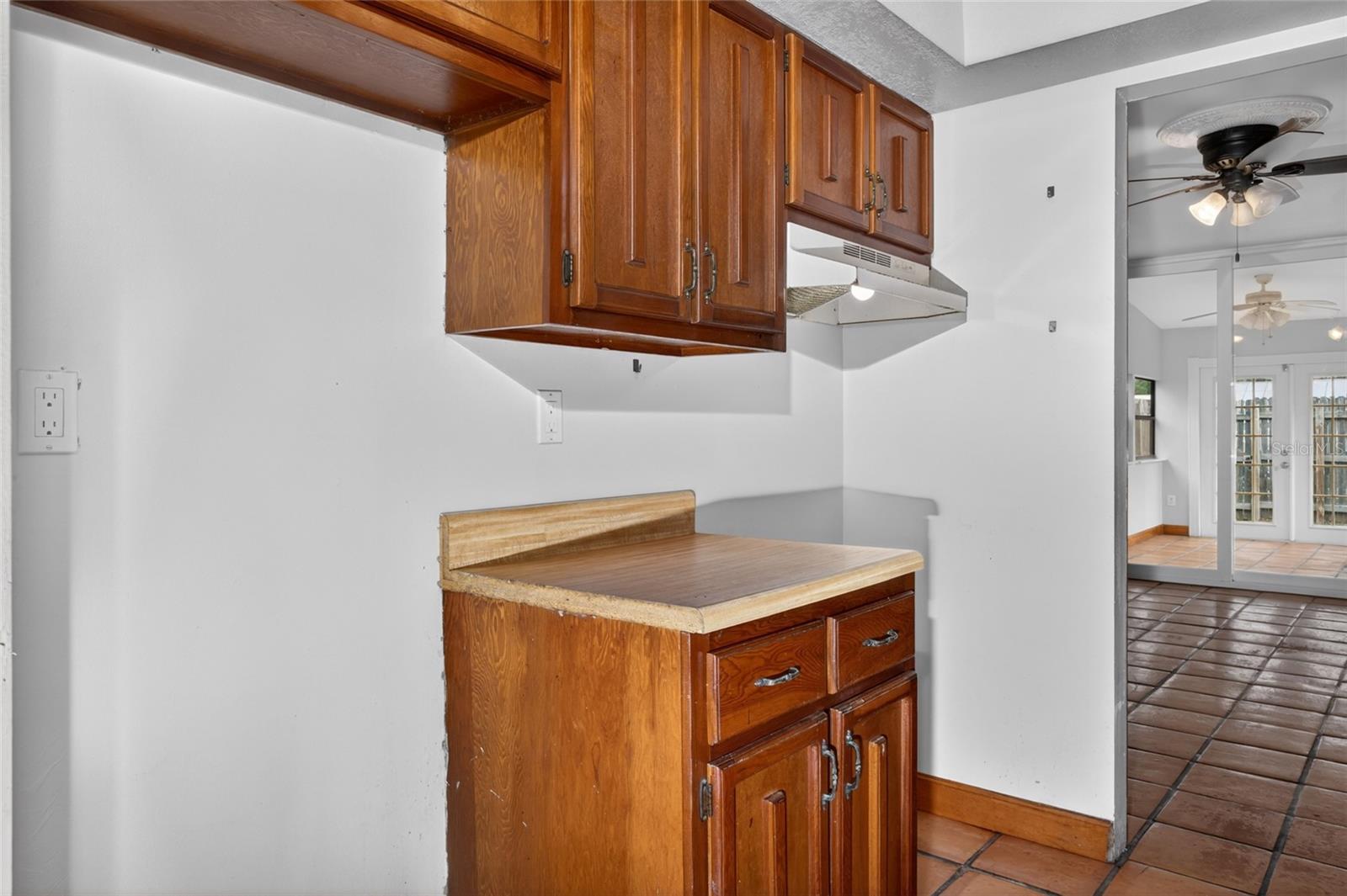 Image 6 of 24 For 3915 Mount Sterling Avenue
