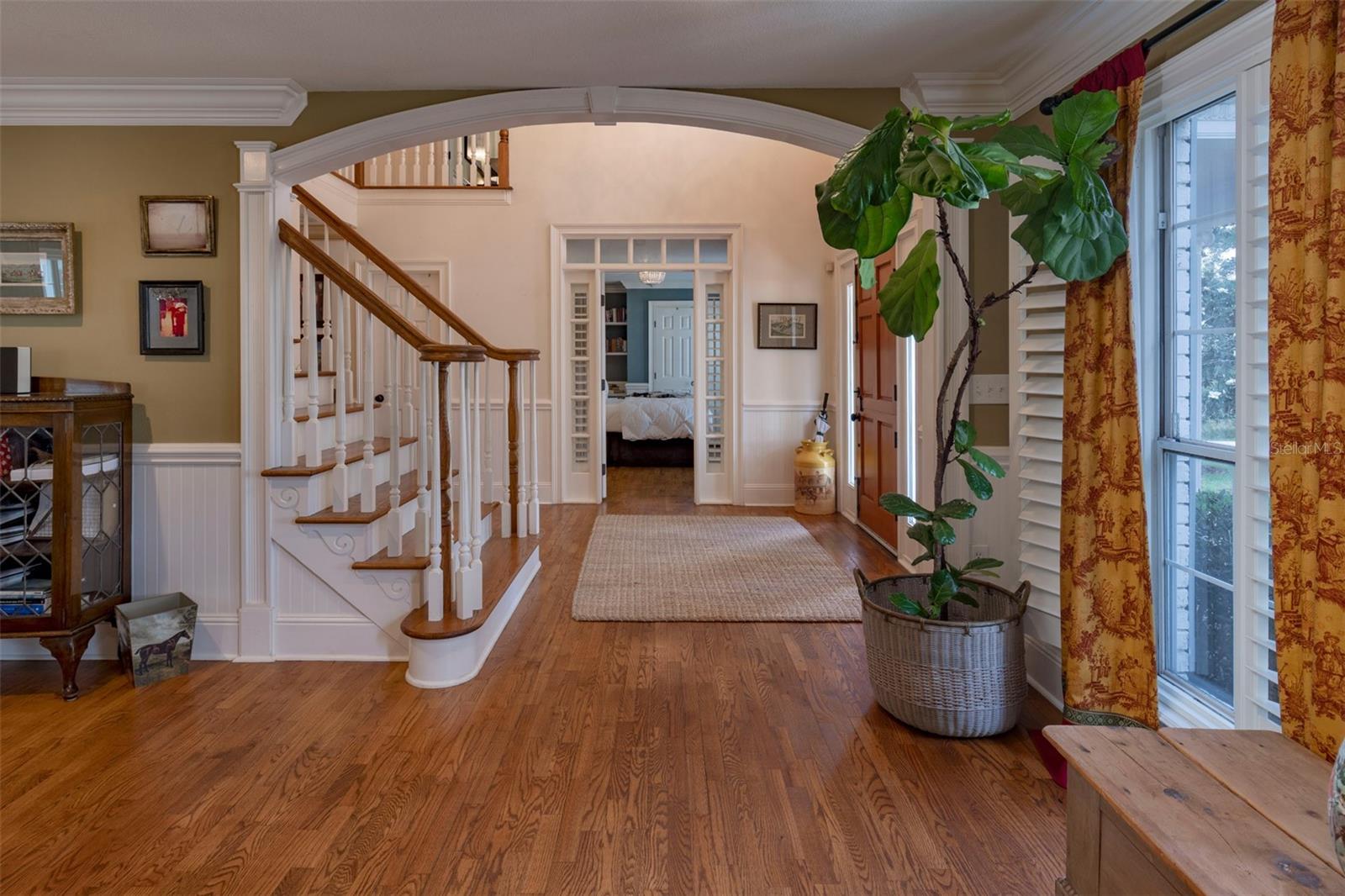 Image 13 of 69 For 530 Lake Catherine Drive