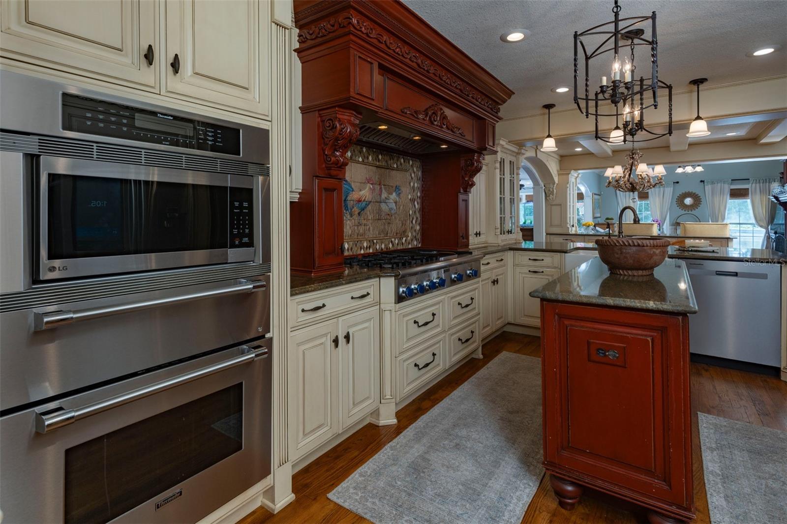 Image 19 of 69 For 530 Lake Catherine Drive