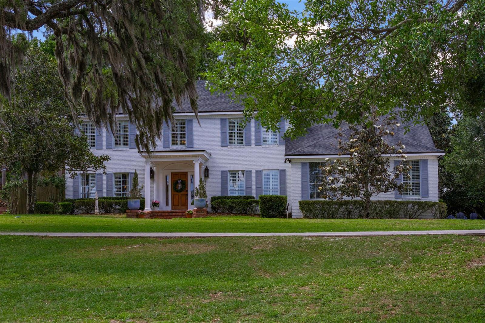 Image 3 of 69 For 530 Lake Catherine Drive