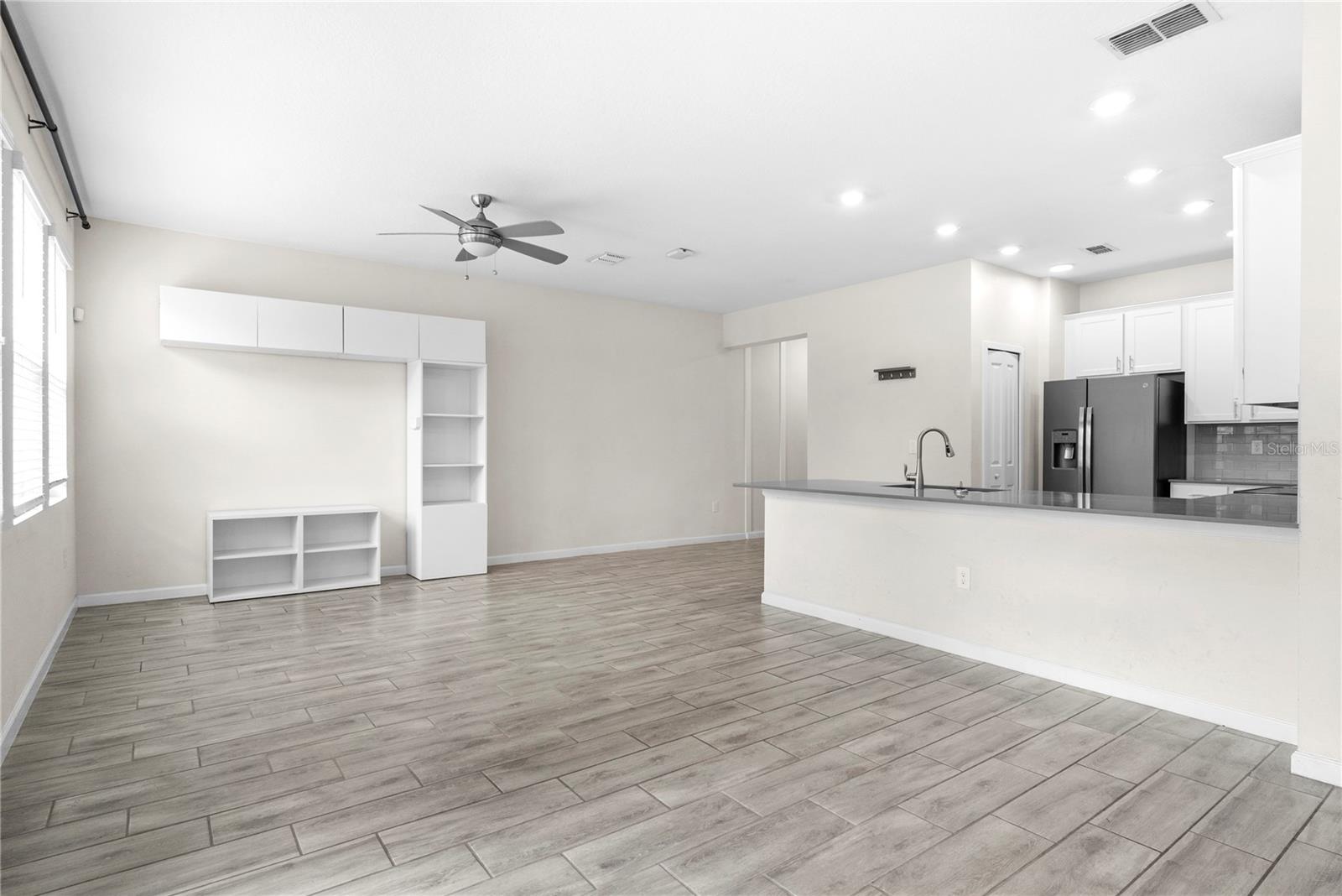 Image 8 of 42 For 9812 Red Eagle Drive