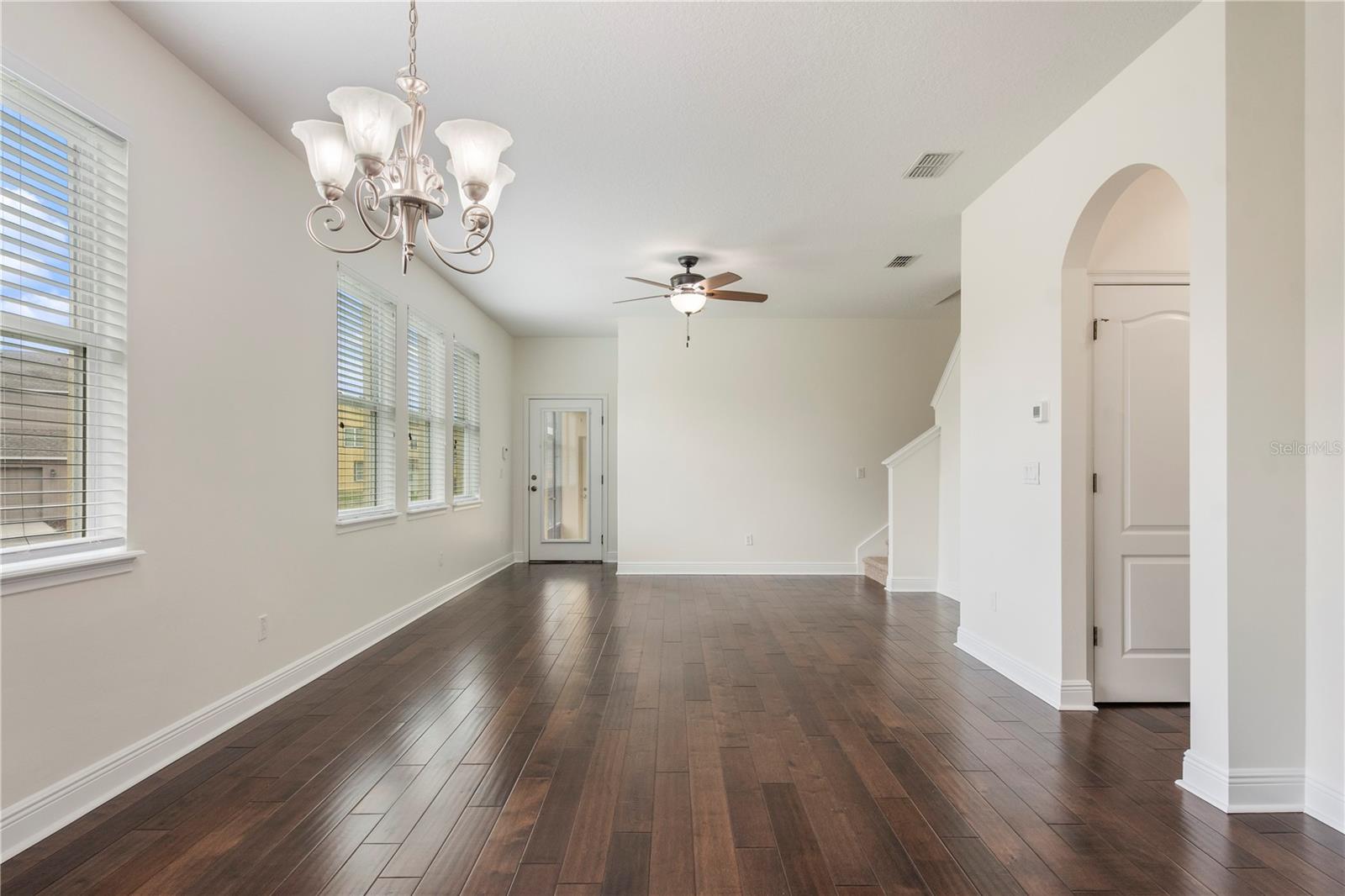 Image 11 of 45 For 7560 Bentonshire Avenue