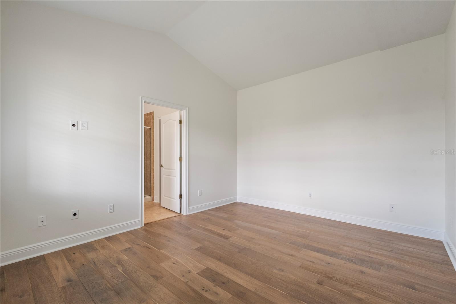 Image 15 of 45 For 7560 Bentonshire Avenue