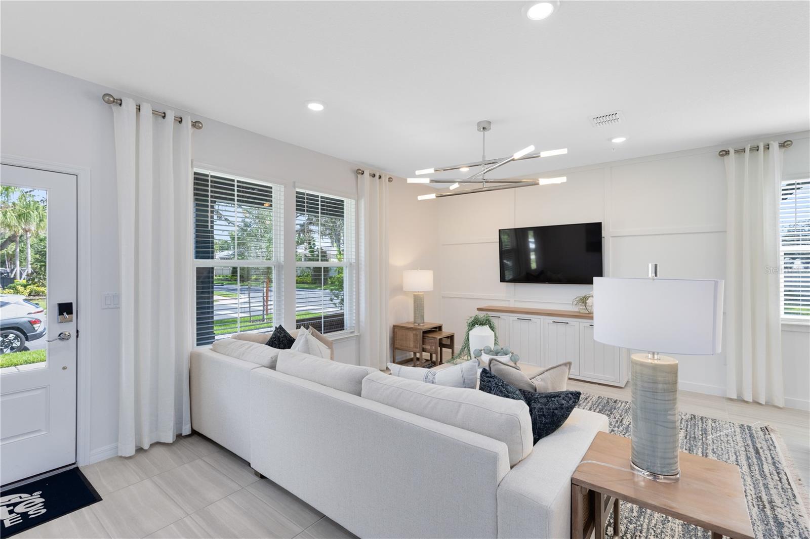 Image 16 of 31 For 11430 Nona Sound Street