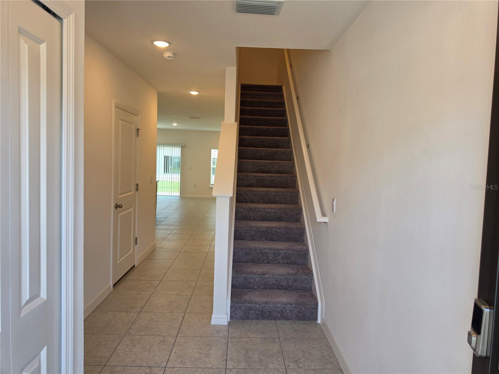 Image 3 of 49 For 3596 Summit View Way