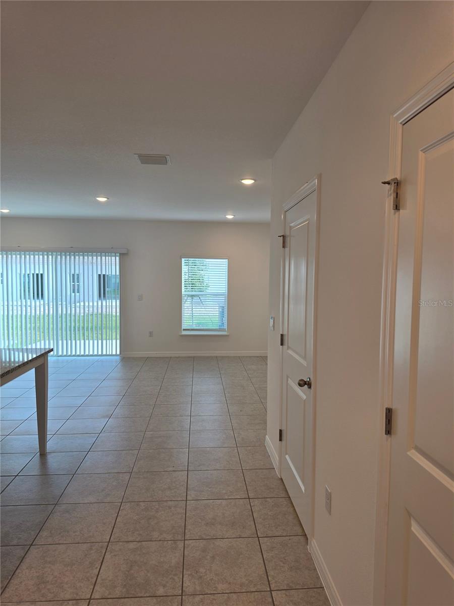 Image 7 of 49 For 3596 Summit View Way