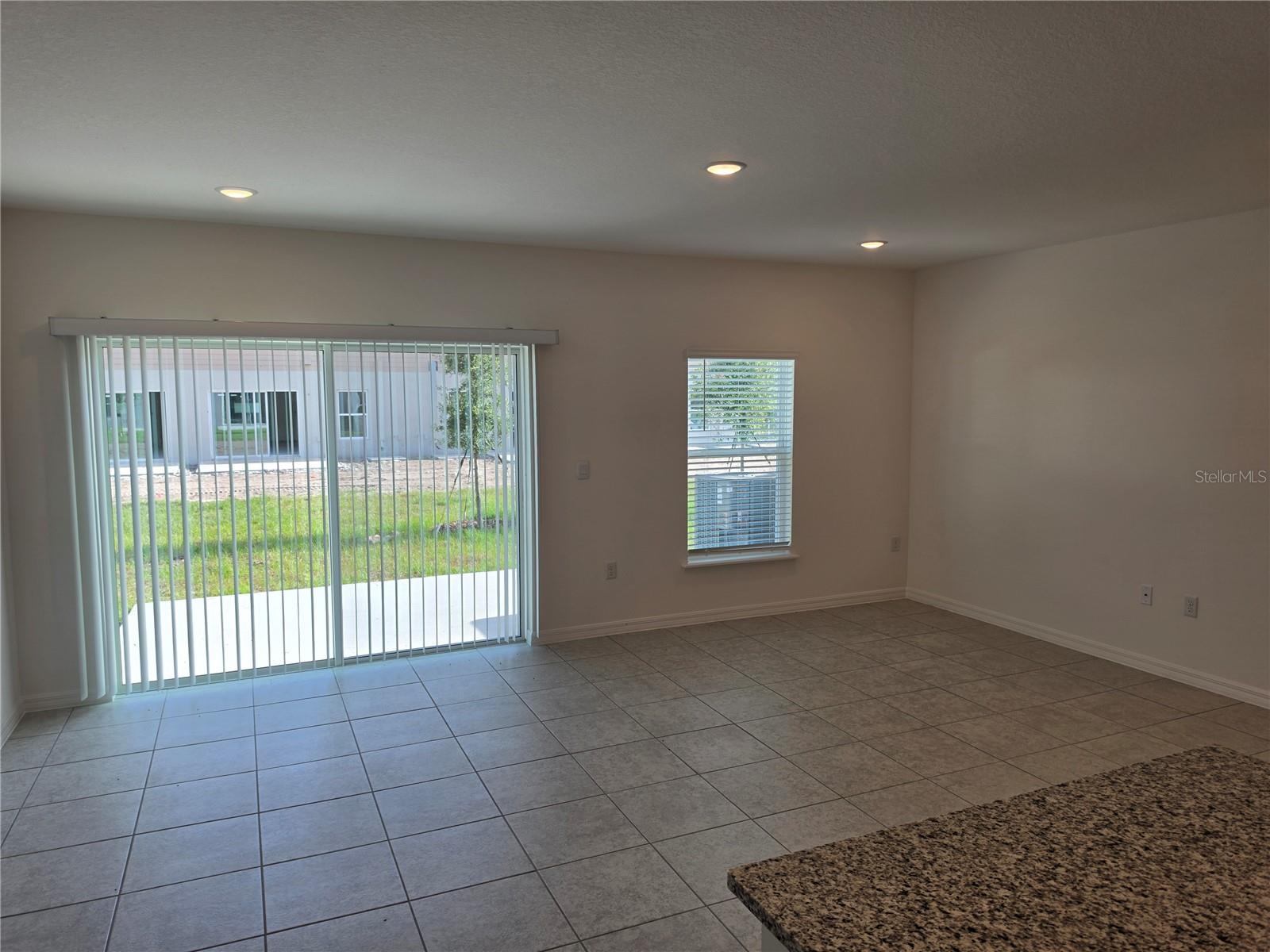 Image 9 of 49 For 3596 Summit View Way