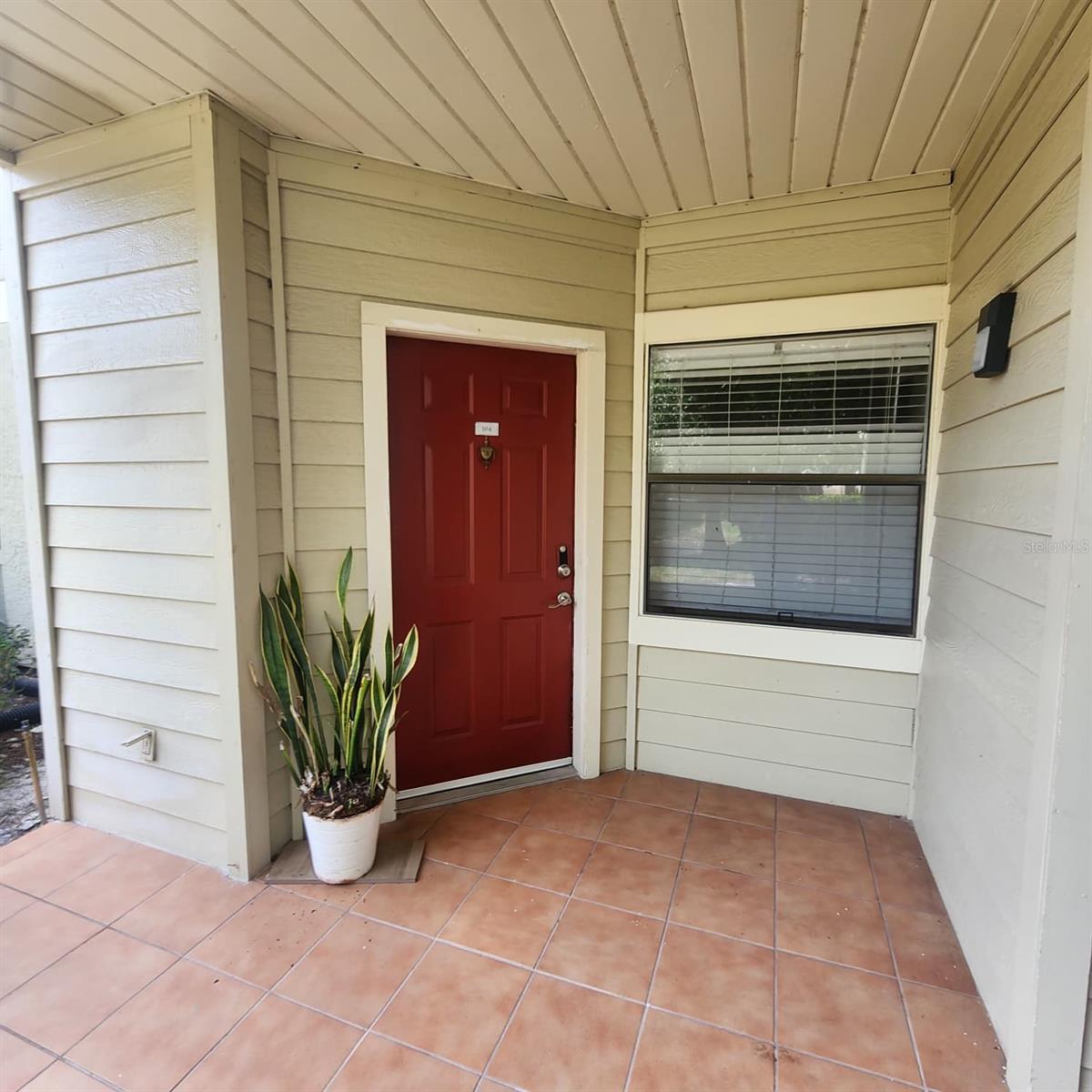 Image 2 of 21 For 3004 Parkway Boulevard 104