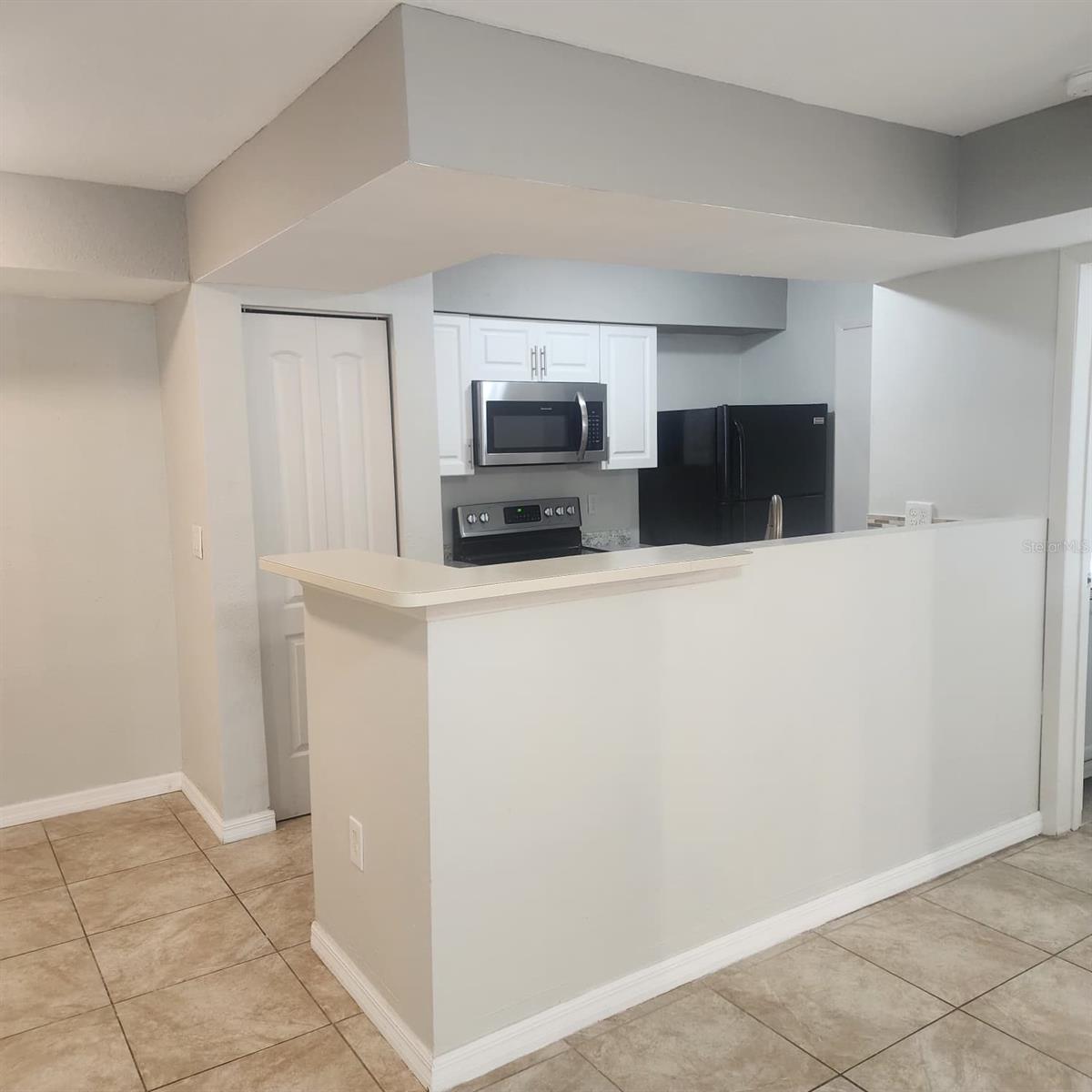 Image 4 of 21 For 3004 Parkway Boulevard 104