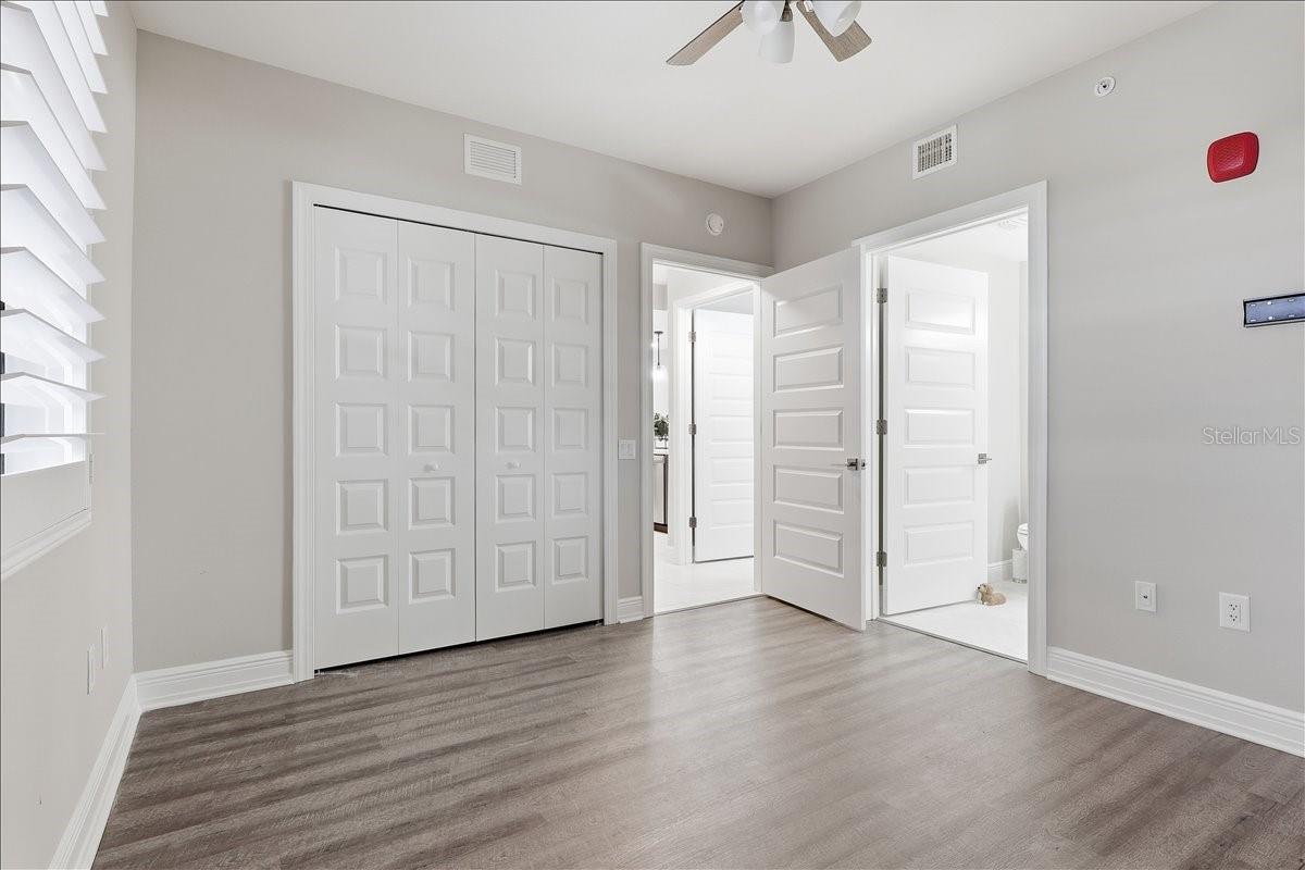 Image 10 of 49 For 16300 County Road 455  404