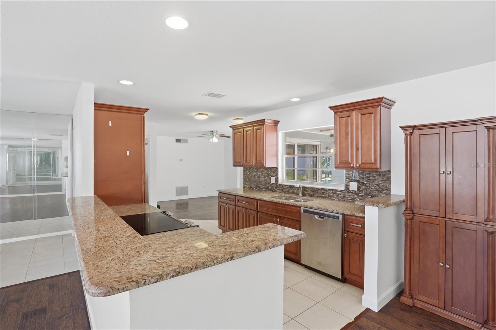 Image 11 of 30 For 1801 Gumwood Court