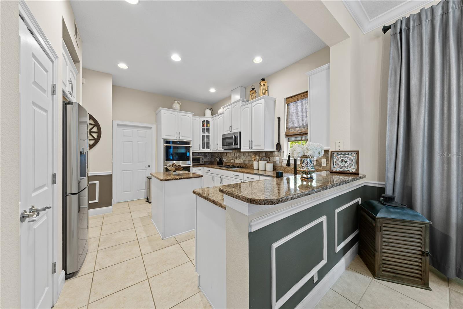 Image 11 of 61 For 11617 Camden Park Drive